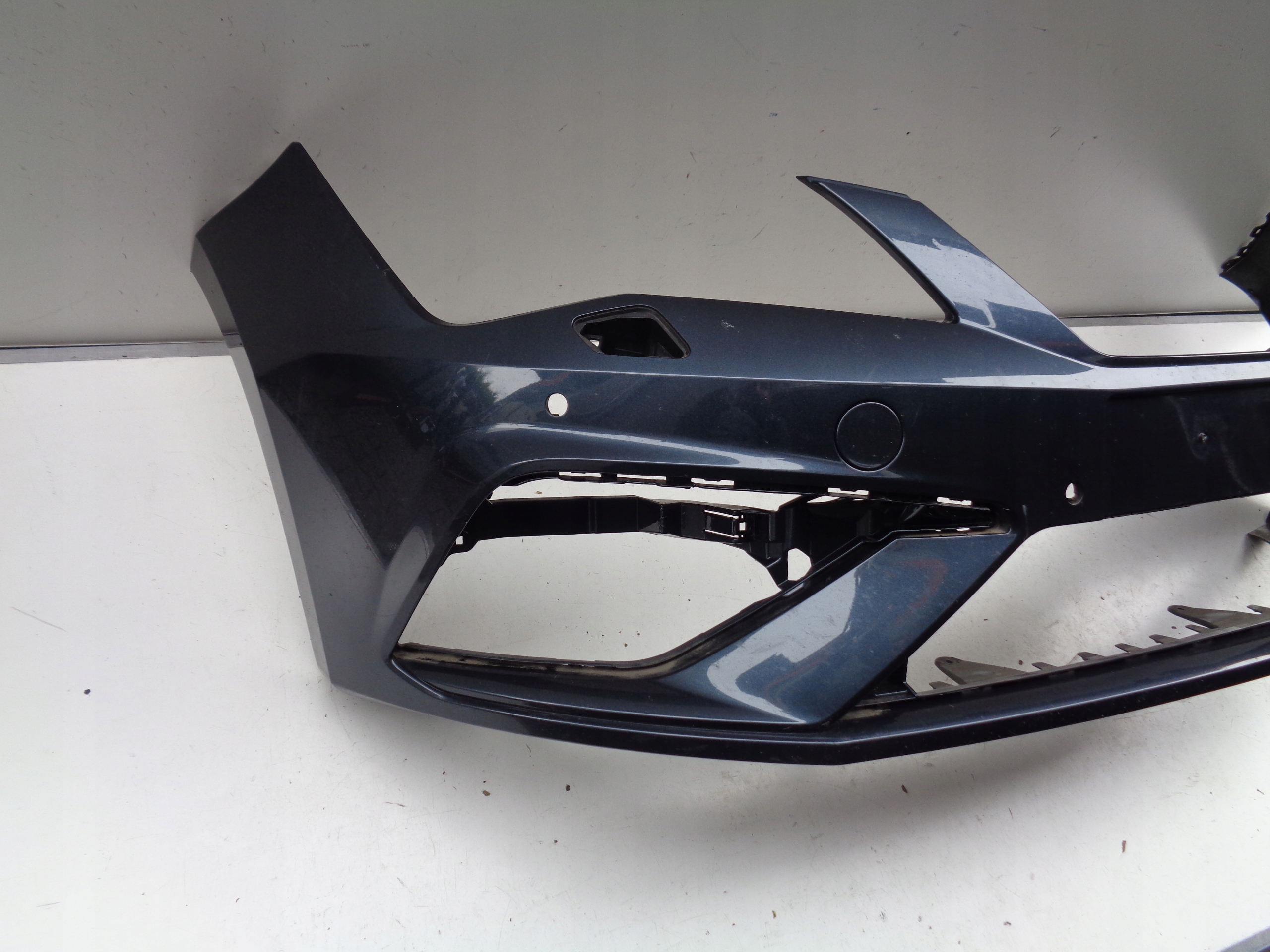 FRONTSTOSSSTANGE SEAT LEON III 3 FR 5F 17- LIFT NR 31421