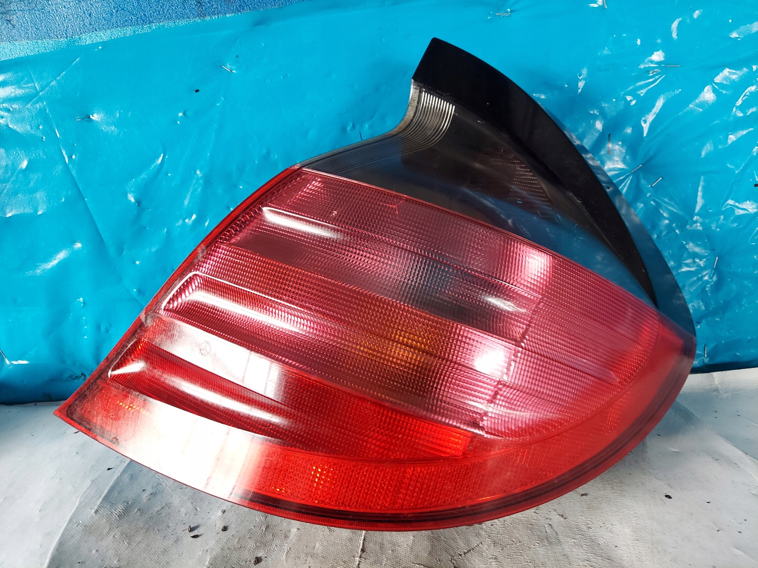 light MERCEDES W203 COUPE A2038200664 right rear part