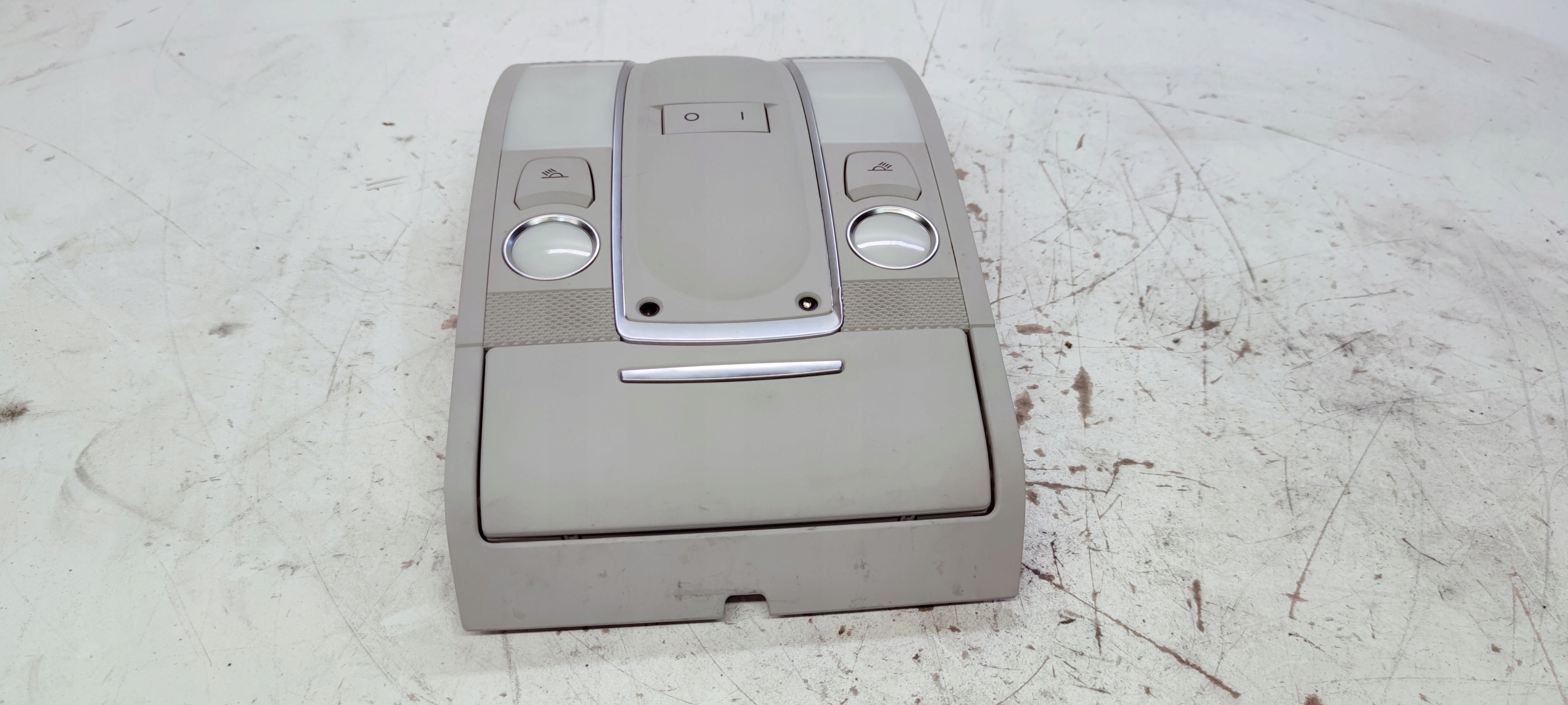 light OSWIETLENIE cabs AUDI A6 C6 4F0947135BP 9NQ
