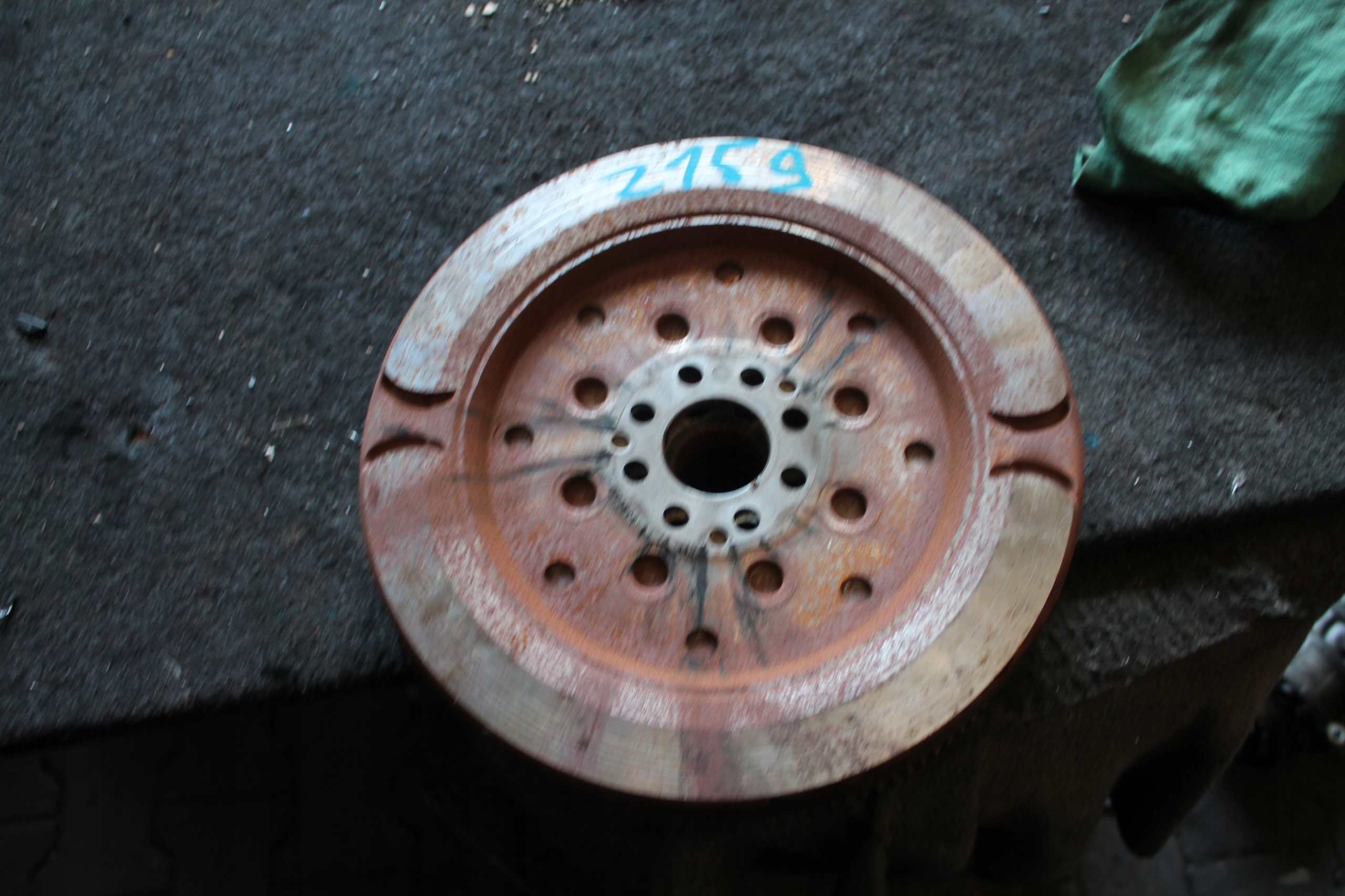 2159. wheel flywheel VW T6 03N105266H
