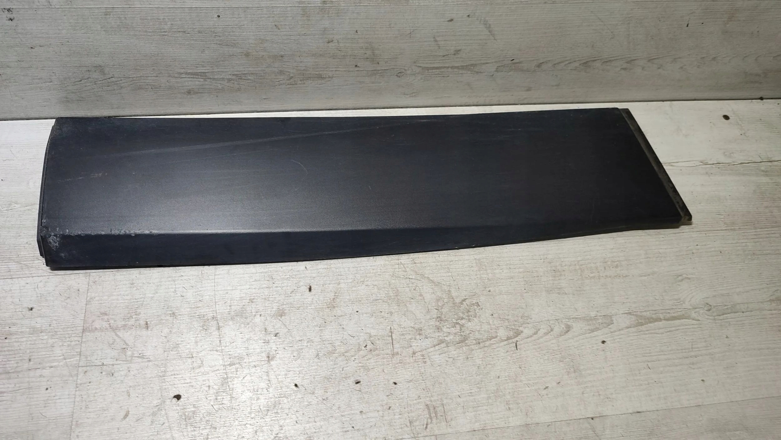 Jeep Cherokee 2015 rear part right moulding door tylnych