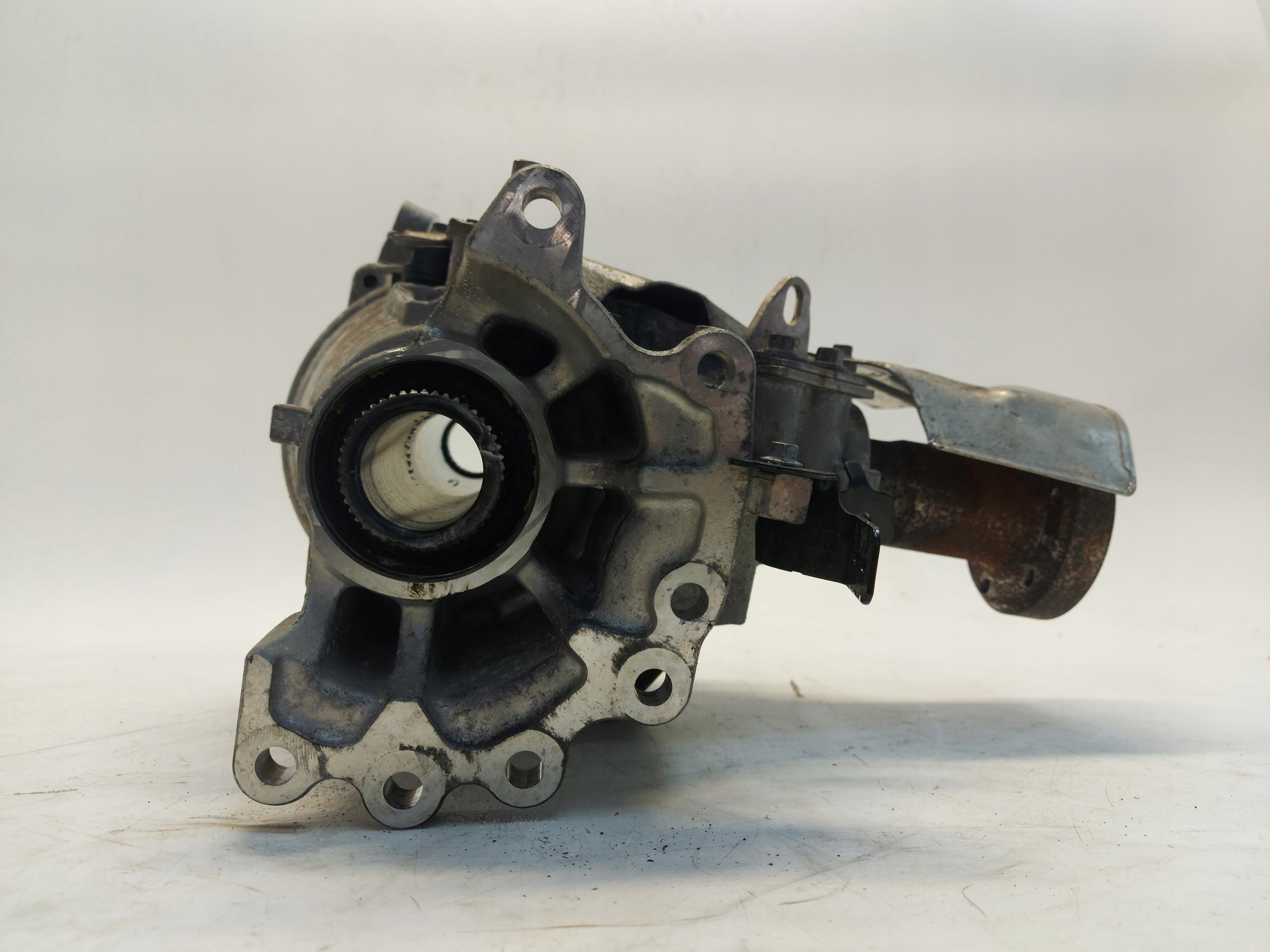 Volvo XC90 II LIFT B5 differential front reduktor 32339090