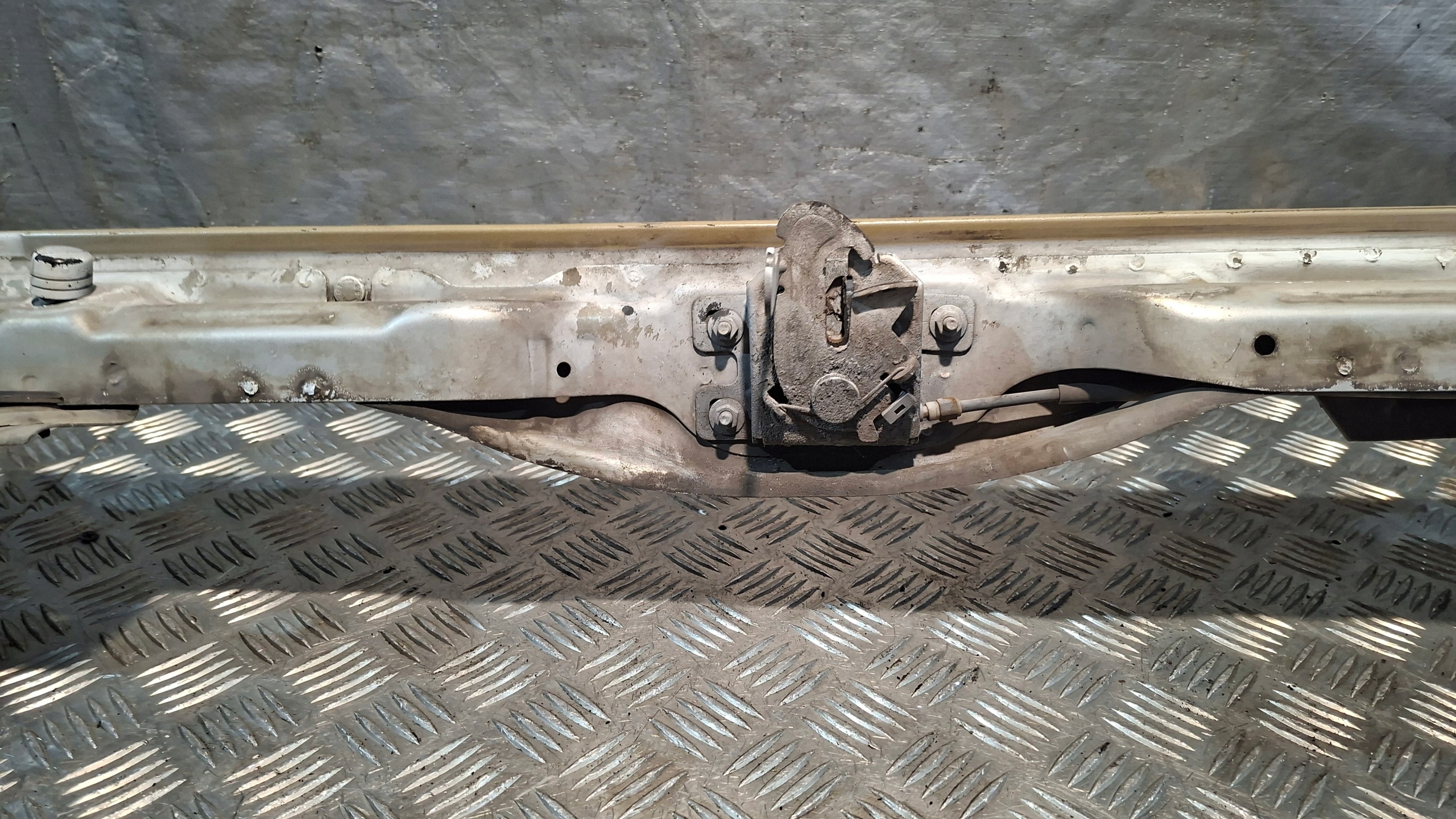 support panel for radiators pillar PEUGEOT BIPPER
