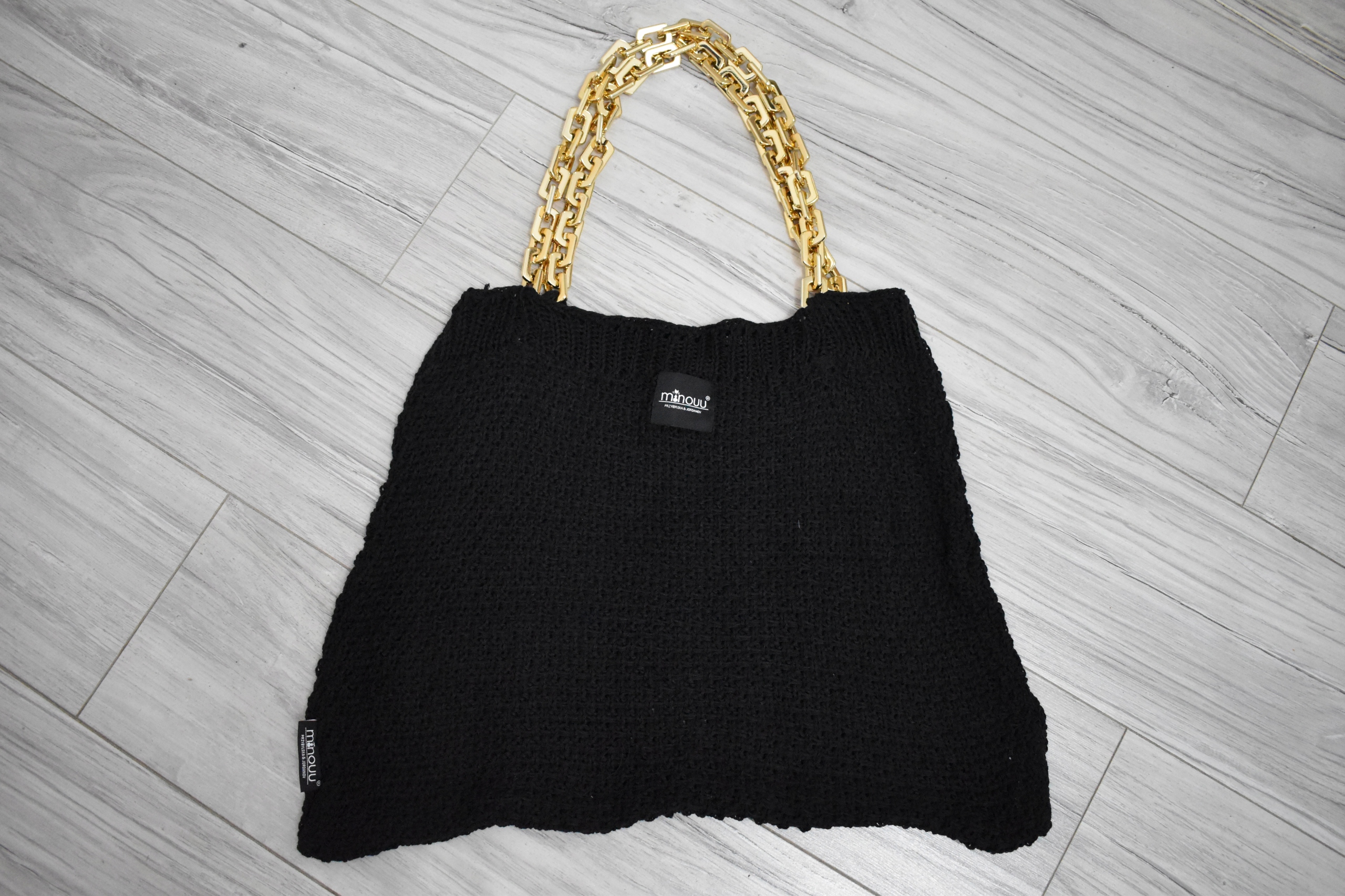NOWOŚĆ MINOUU TORBA WOREK Z LANCUSZKIEM CZARNA