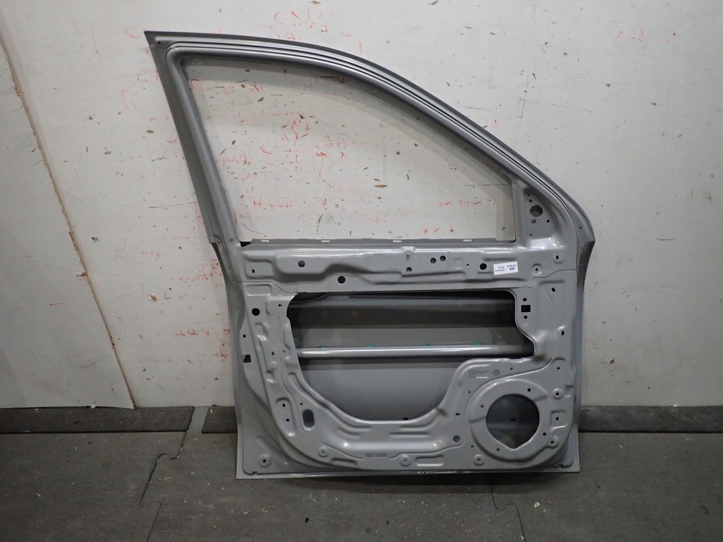 door front left HYUNDAI SANTA FE 00-06 new original