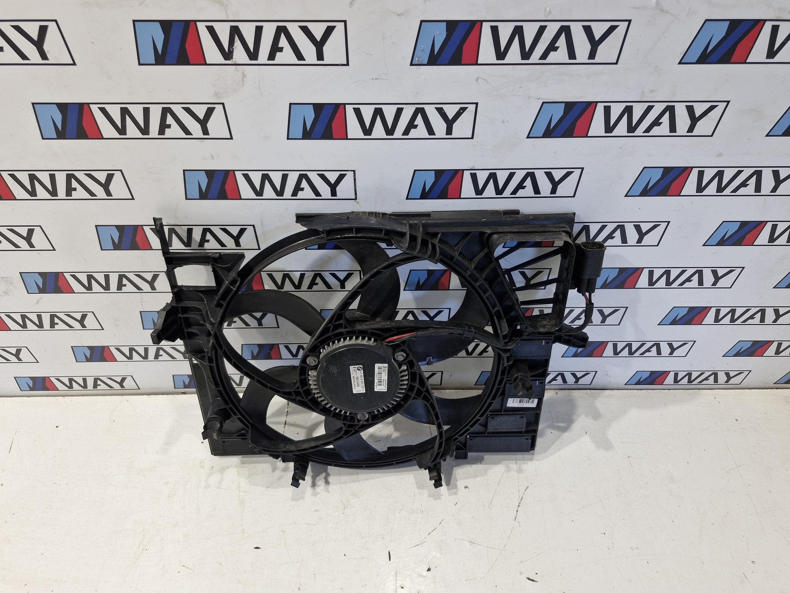 6931231 BMW E60 E61 ventilátor chladiče originál