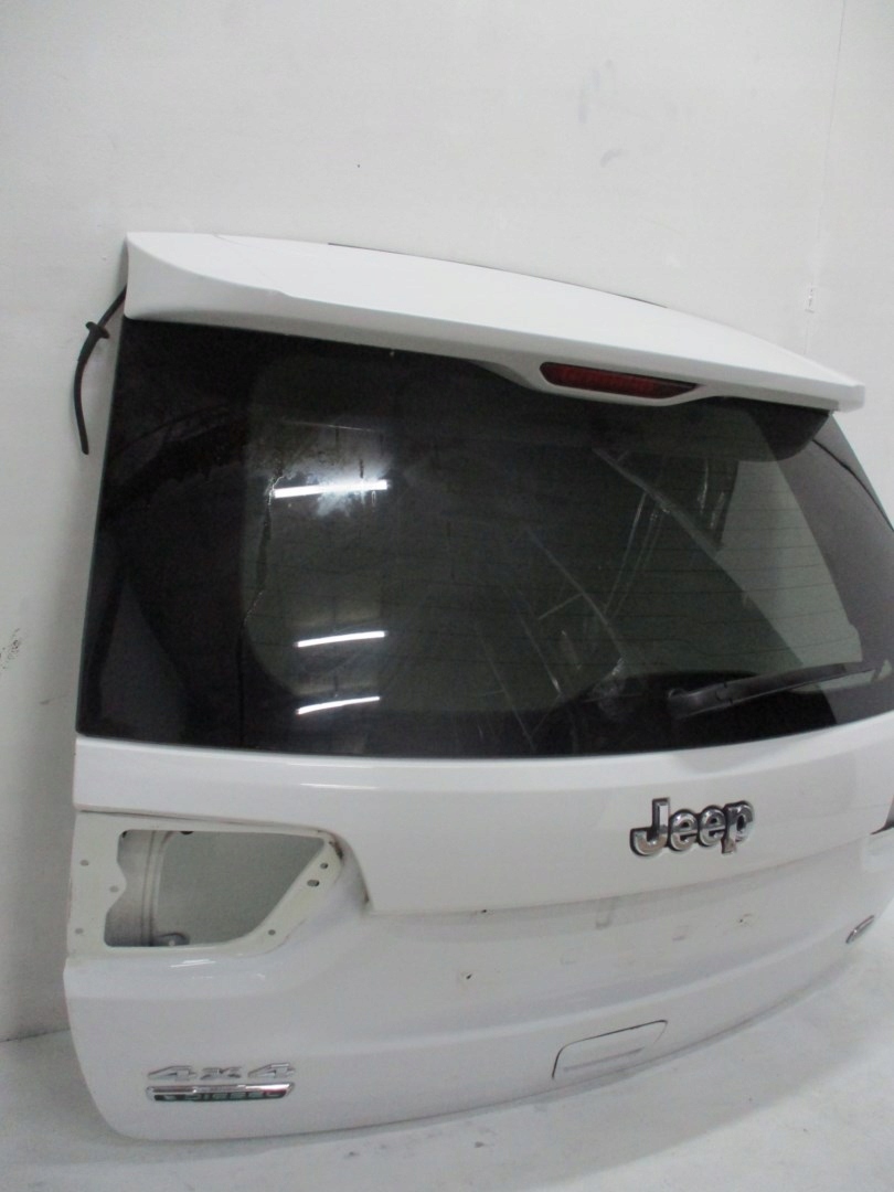 Klapa JEEP GRAND CHEROKEE KAMERA 13R Typ samochodu 4x4/SUV