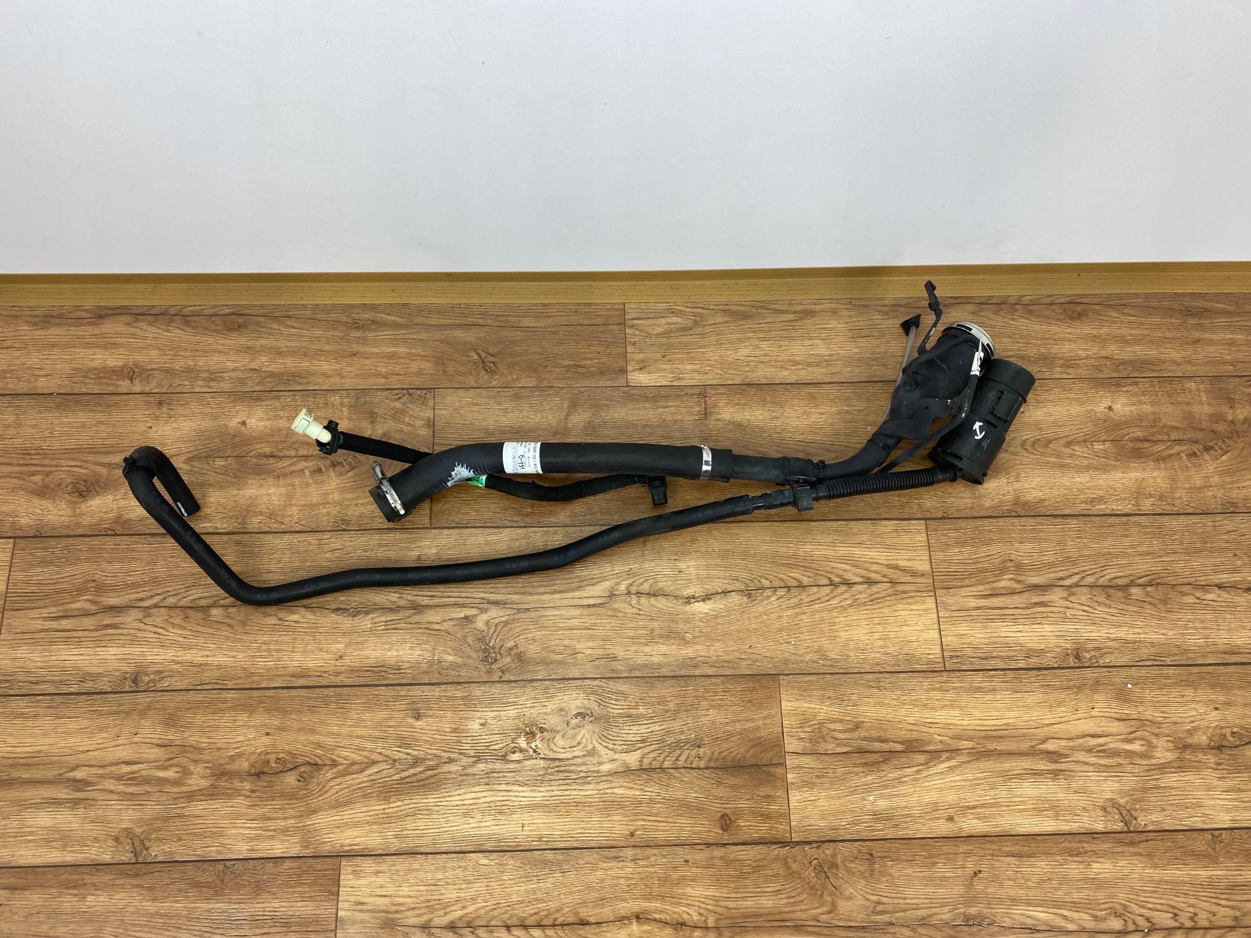 Tankklappe FILTER rohr Schlauch Dodge Ram 1500 2019+ USA