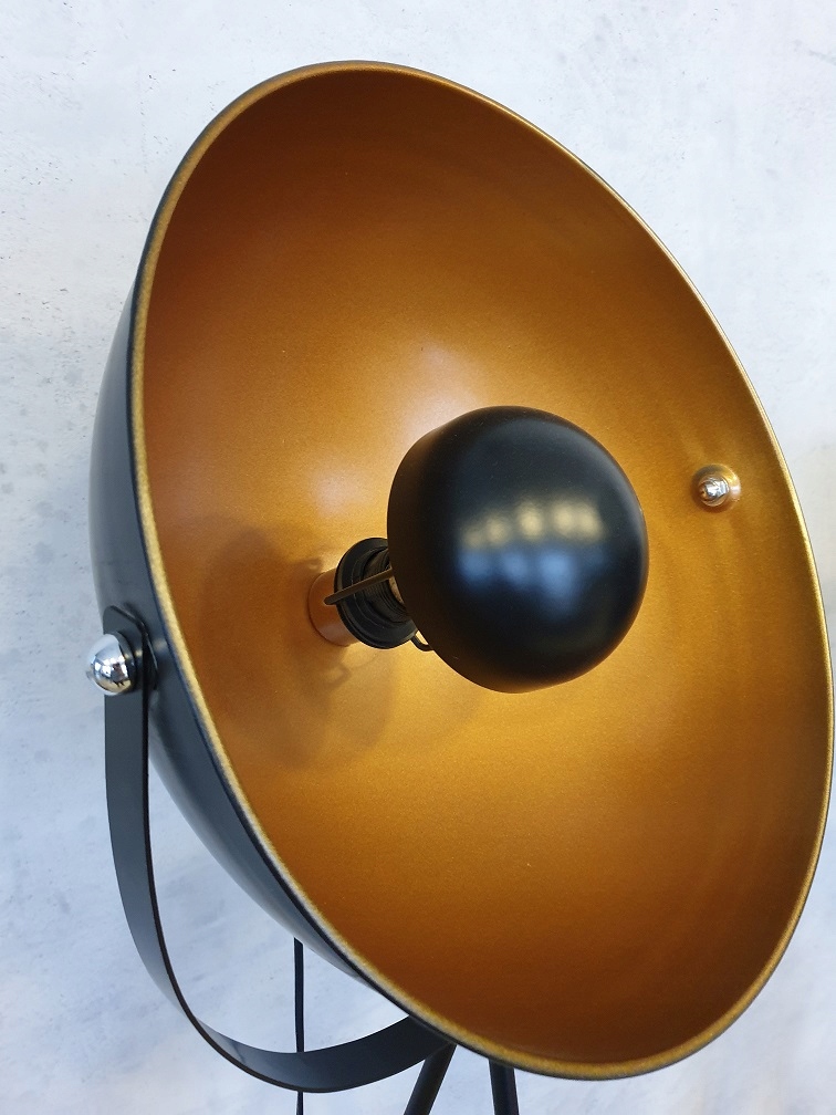 Lampa PODŁOGOWA stojąca TRÓJNÓG abażur 155cm E27 Liczba punktów światła 1