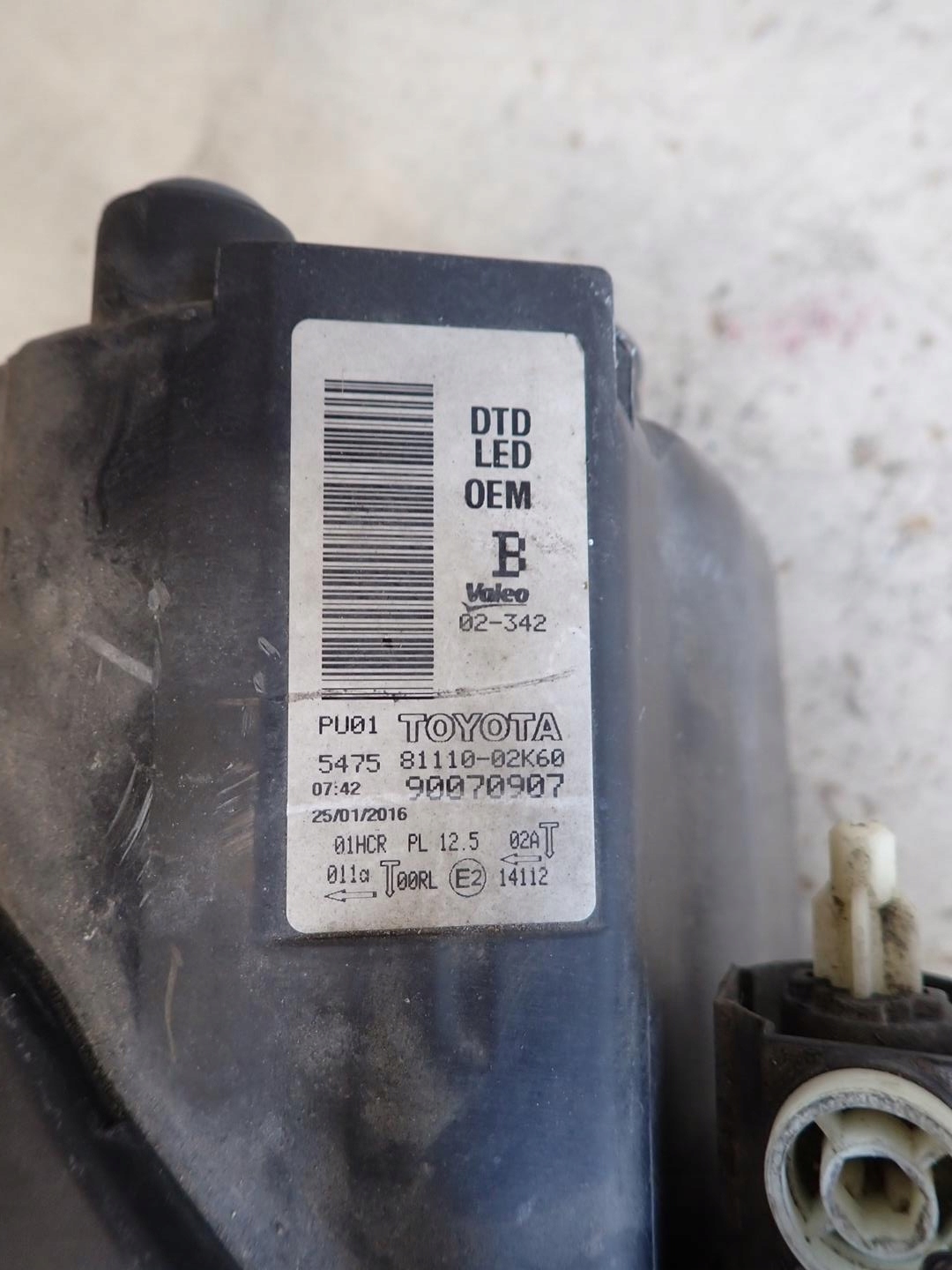 light front front right TOYOTA AURIS II LIFT 2015- FULL LED 81110-05K60