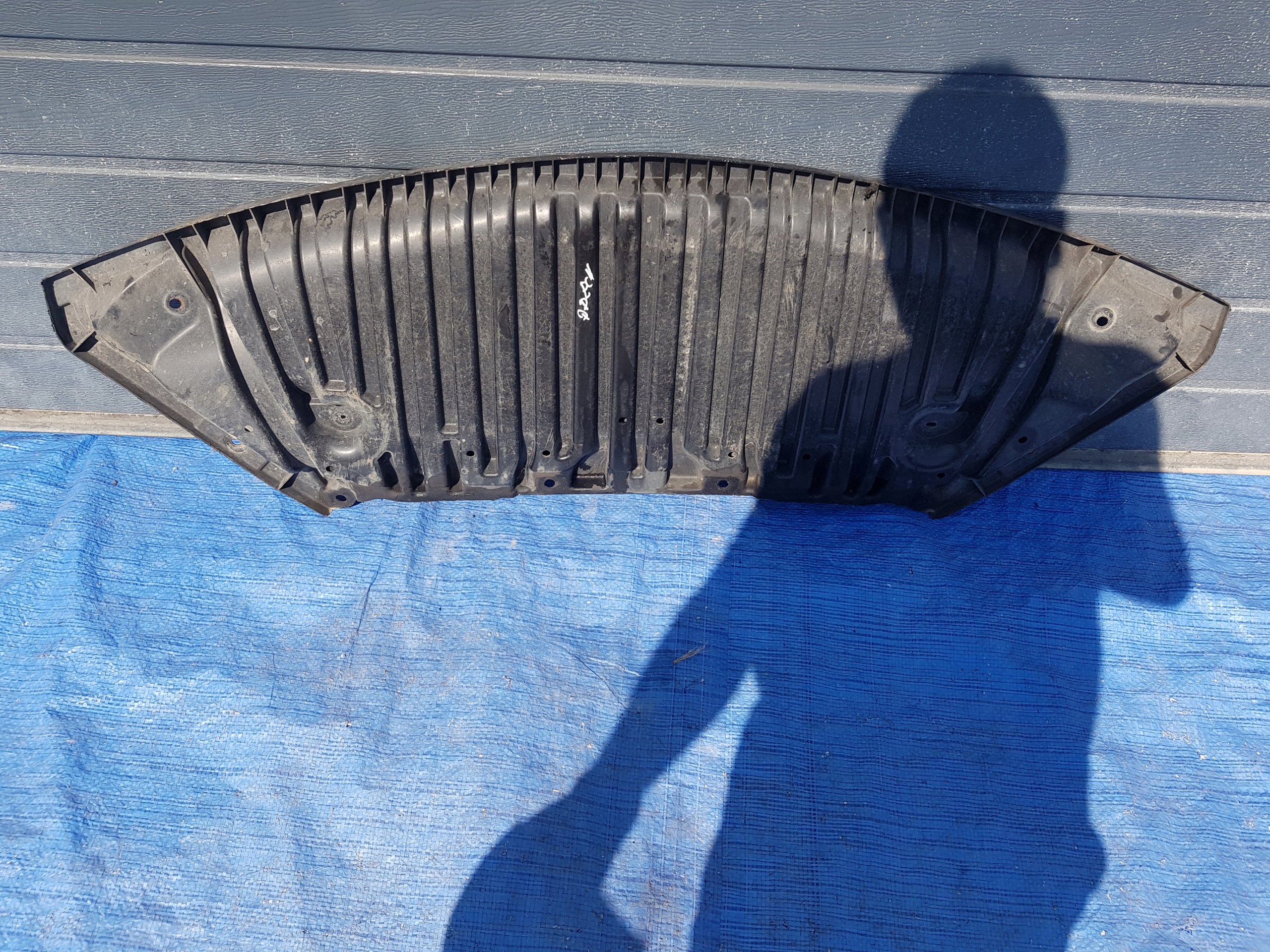 cover cover below engine bumper MERCEDES W207 2075200623