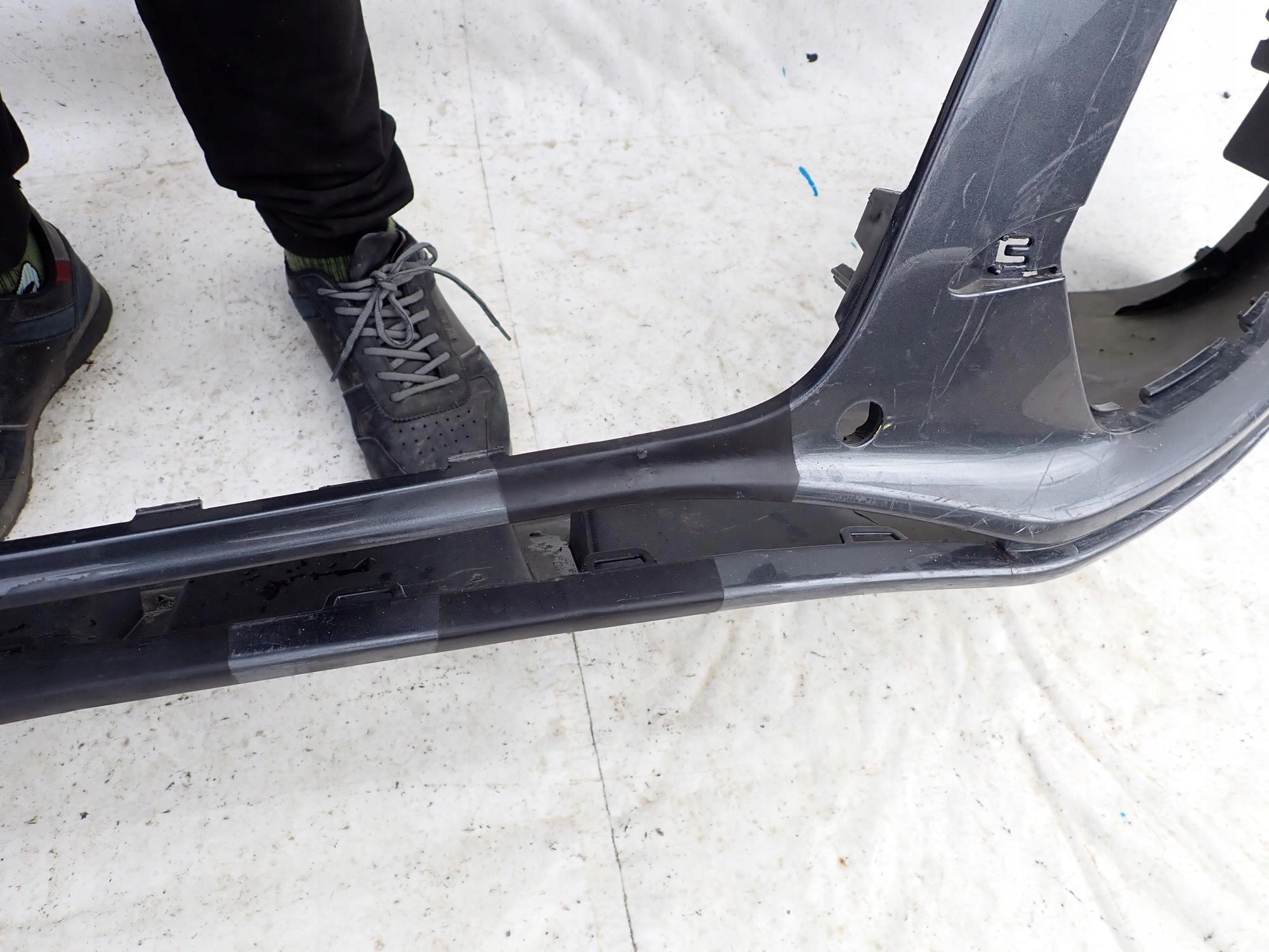 AUDI SQ5 and 8R LIFT 13-16 bumper front washer PDC