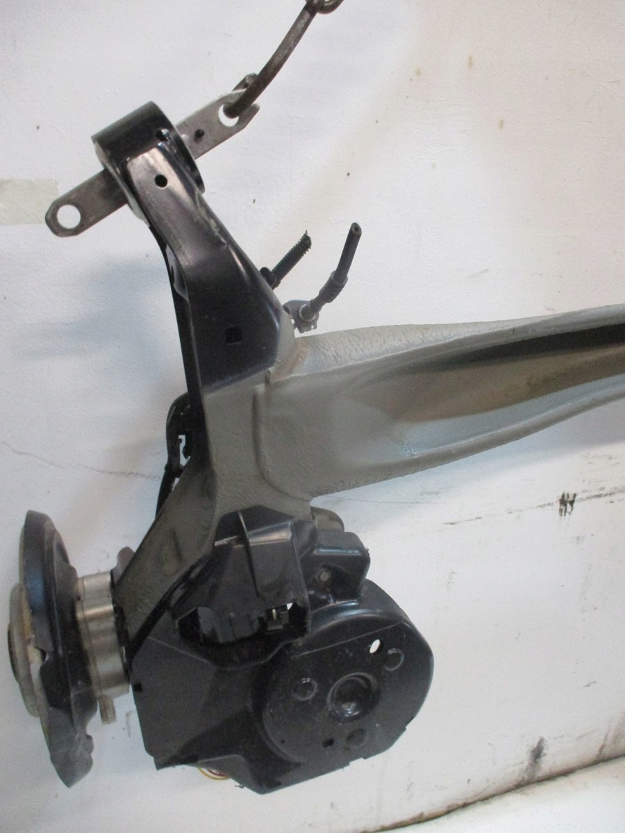 axis rear sususpension PEUGEOT 408