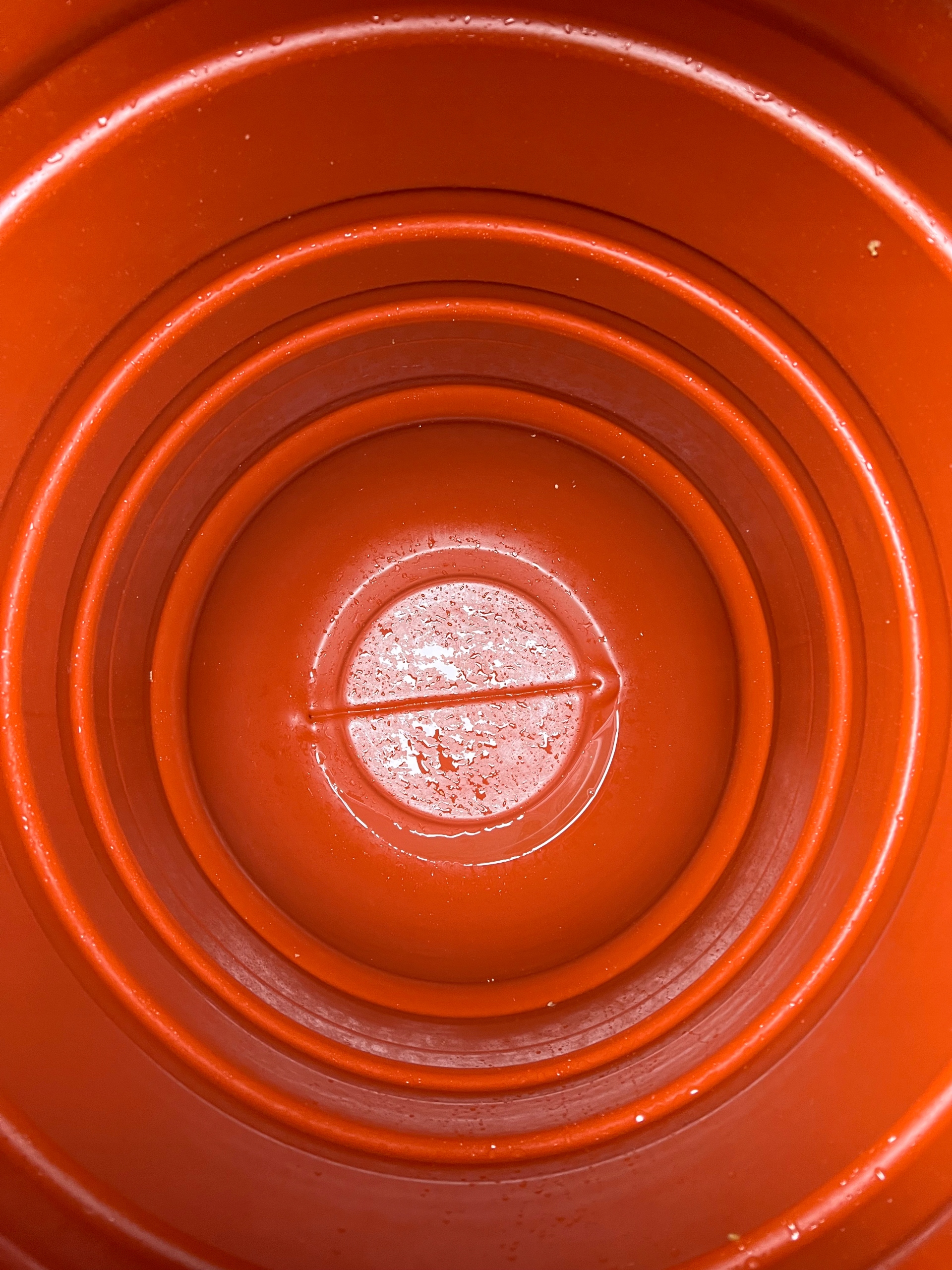 BECZKA PLASTIKOWA TWARDA SPOŻYWCZA 200 220L CEGLANA + KONEWKA GRATIS Typ dekoracyjna