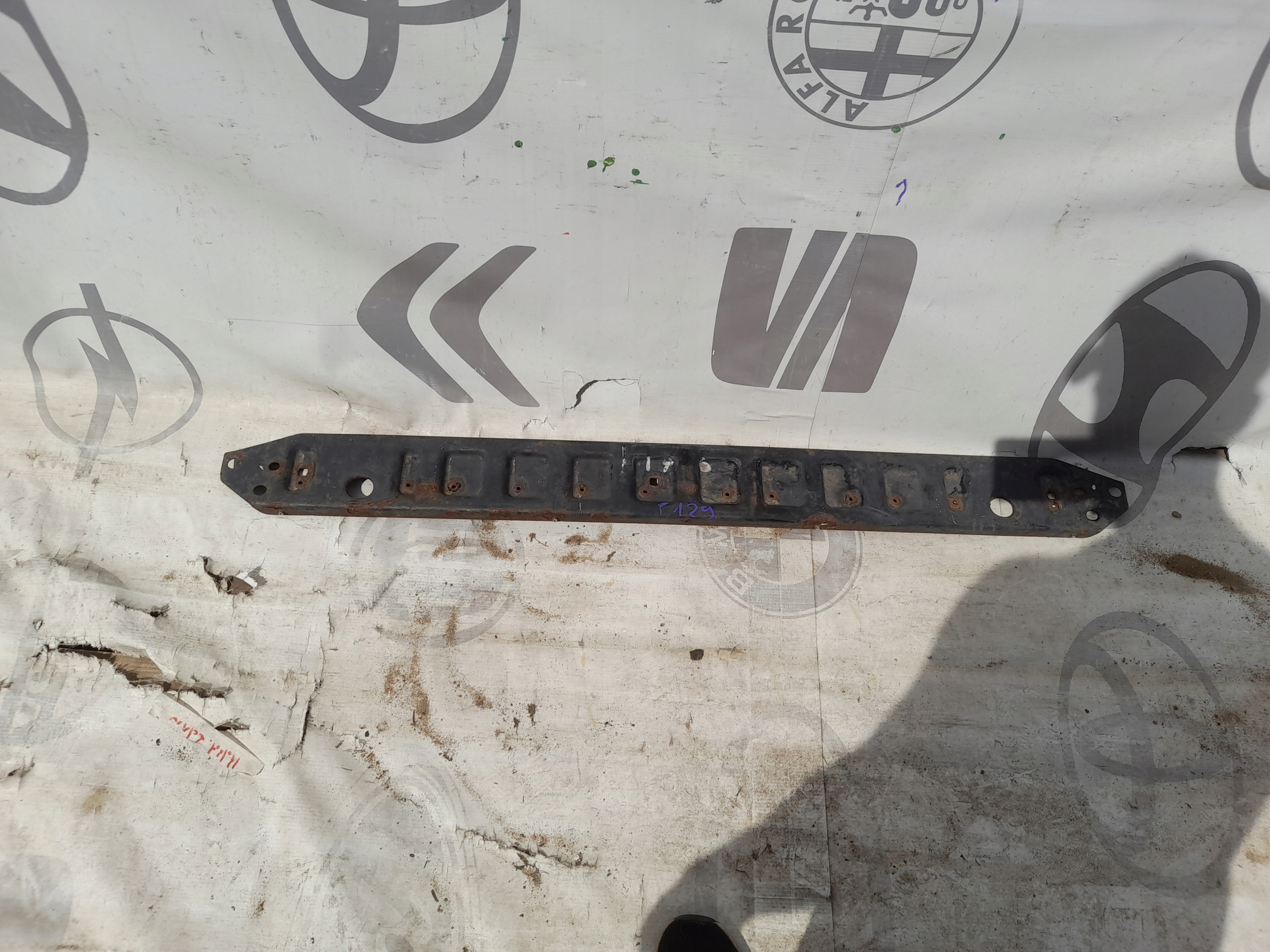 VOLVO XC60 08-13 R. BELKA POD CHŁODNICE