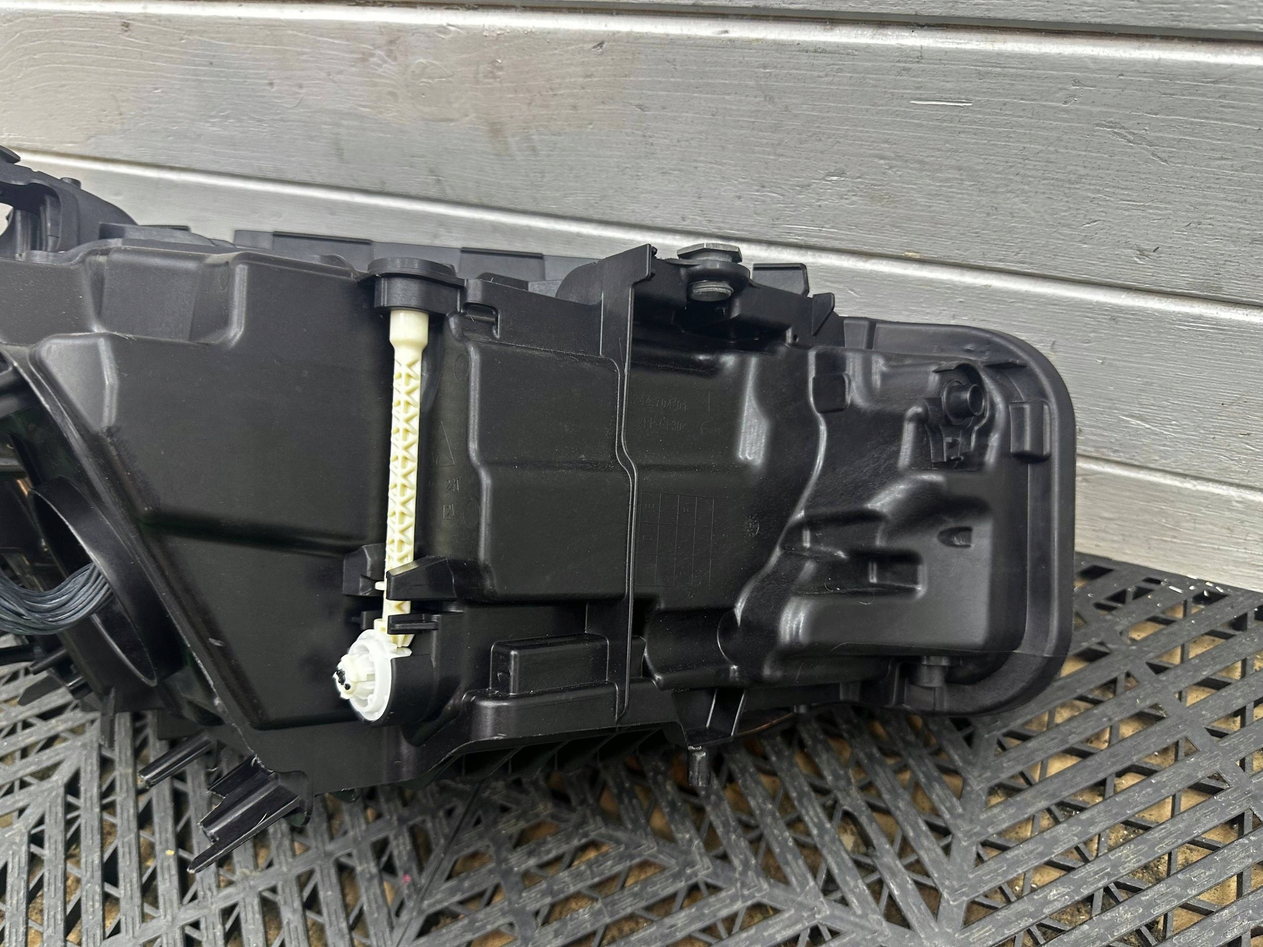 light front side left BMW 3 G20 G21 LCI 9450795