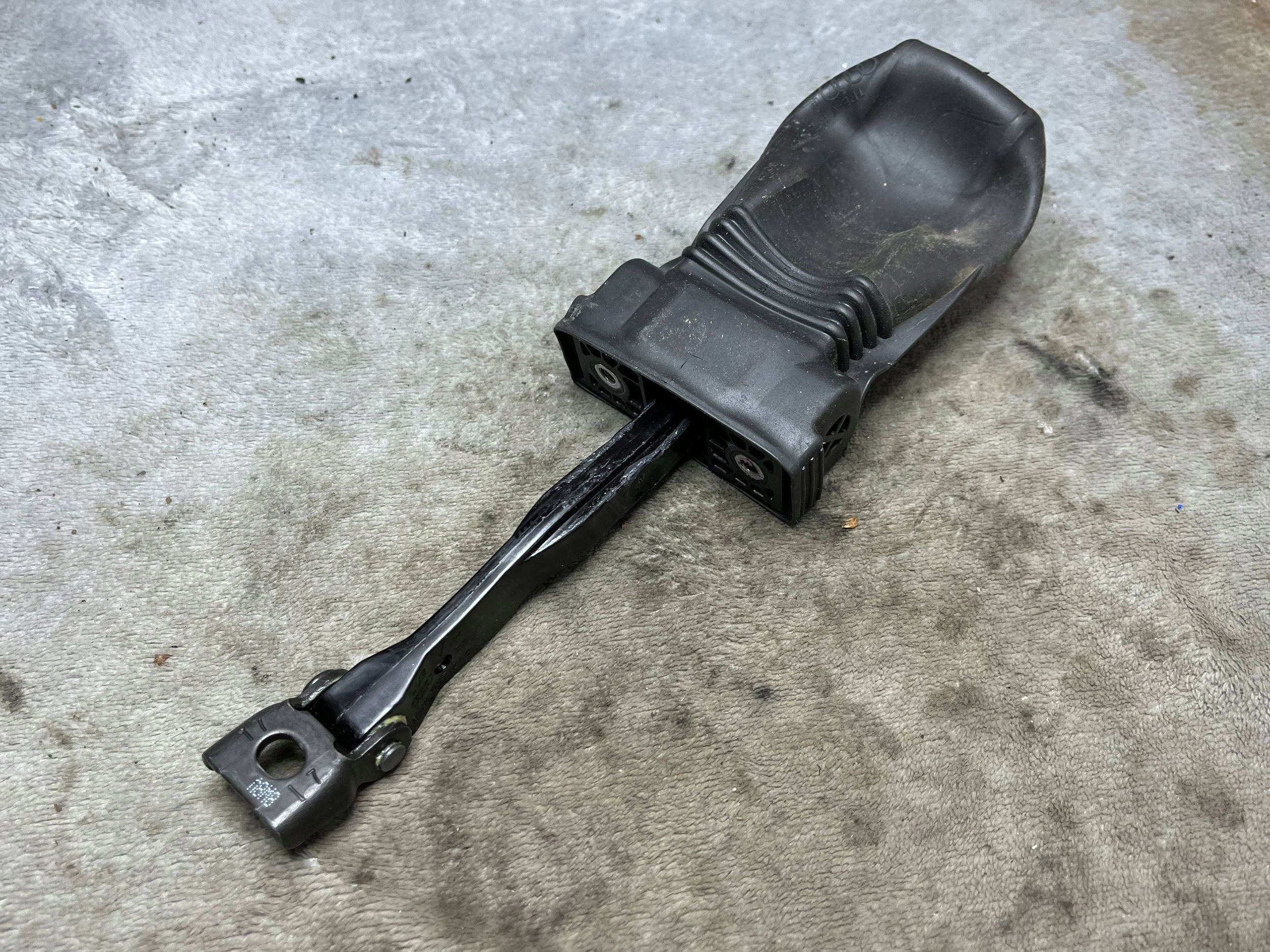 limiter door przednich Audi A5 8W8837249