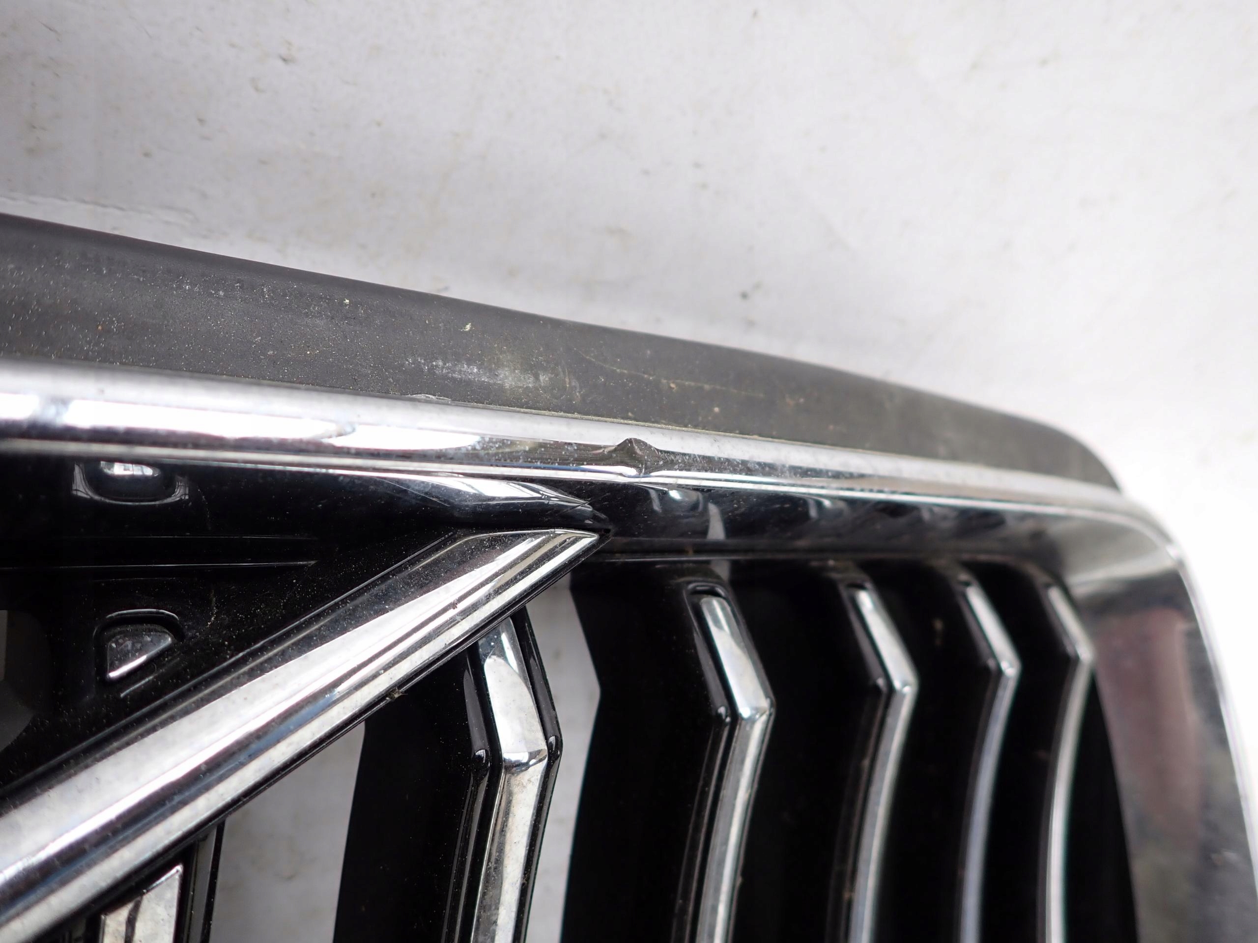 Volvo S90/V90 V90 Kühlergrill FRONTGRILL Kühlergitter 31698408 - Thumbnail 6