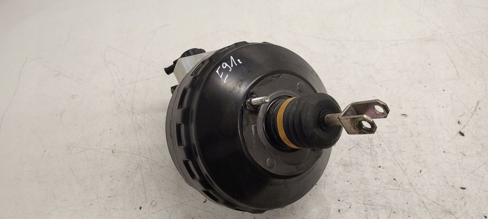 servo brake booster BMW E90 E91 2,0D LIFT