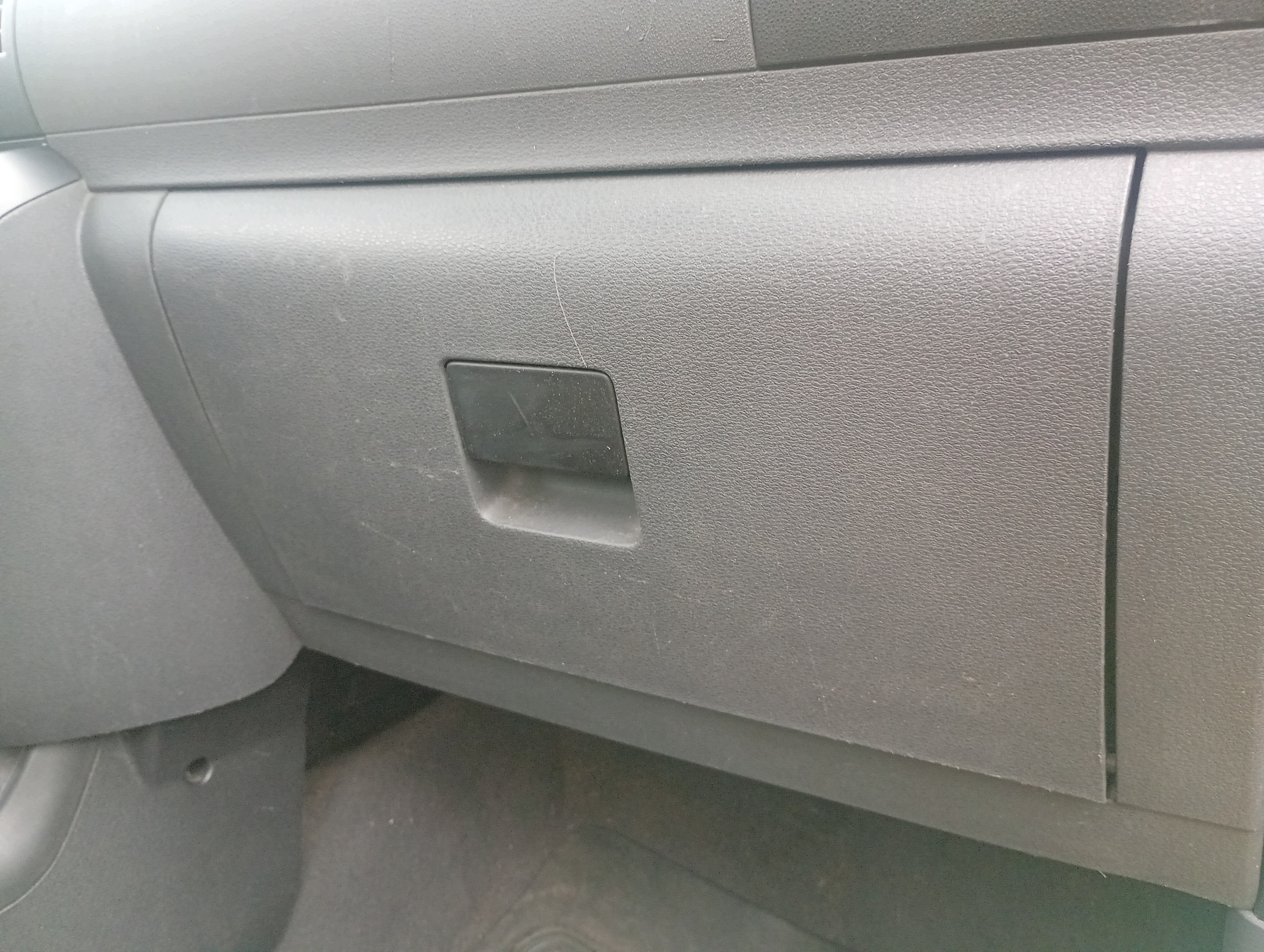 Handschuhfach des Beifahrers VW Fox 05-11