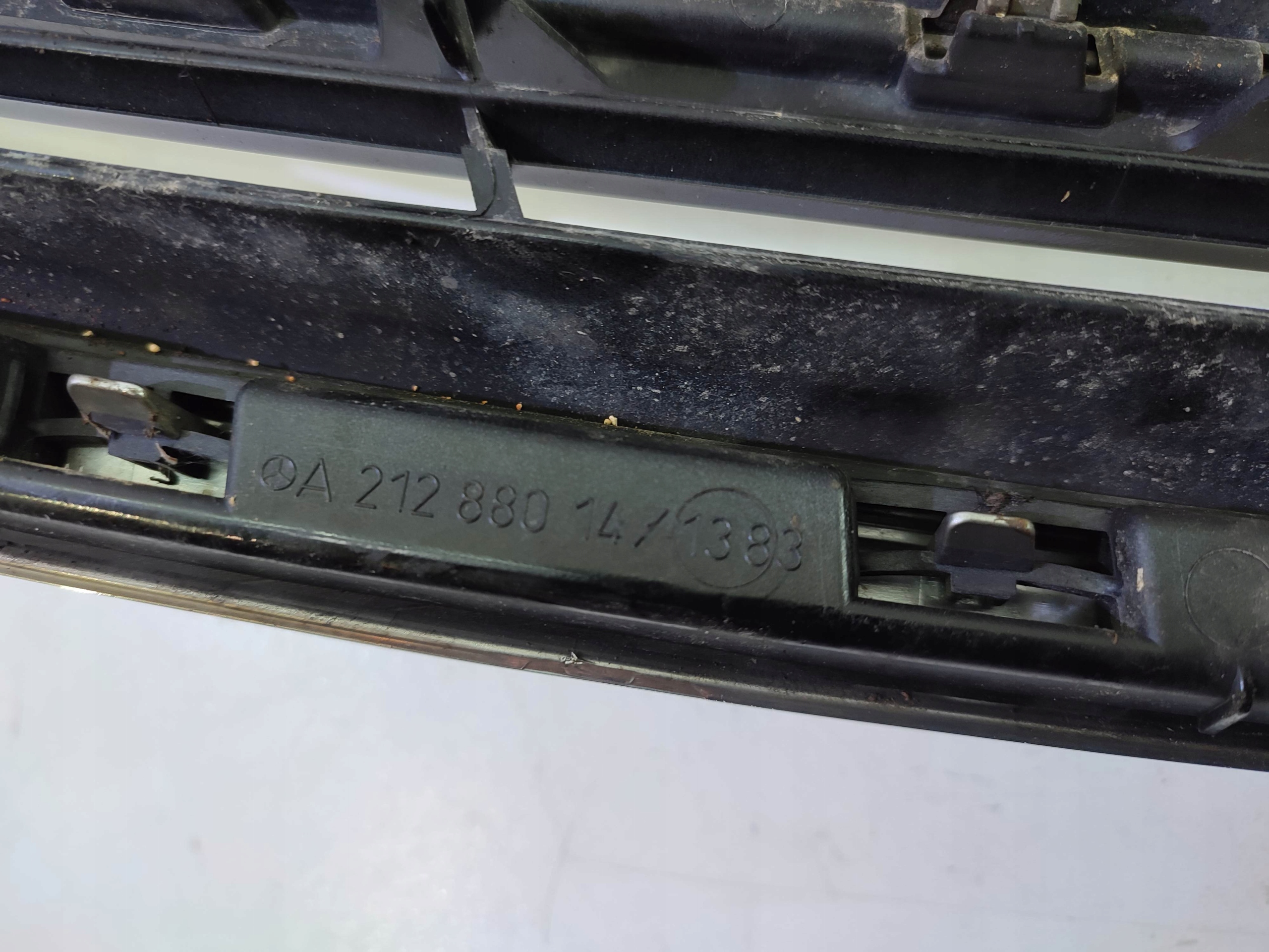 Mercedes-Benz E-Klasse W212 Kühlergrill FRONTGRILL Kühlergitter A2128801413 - Thumbnail 10