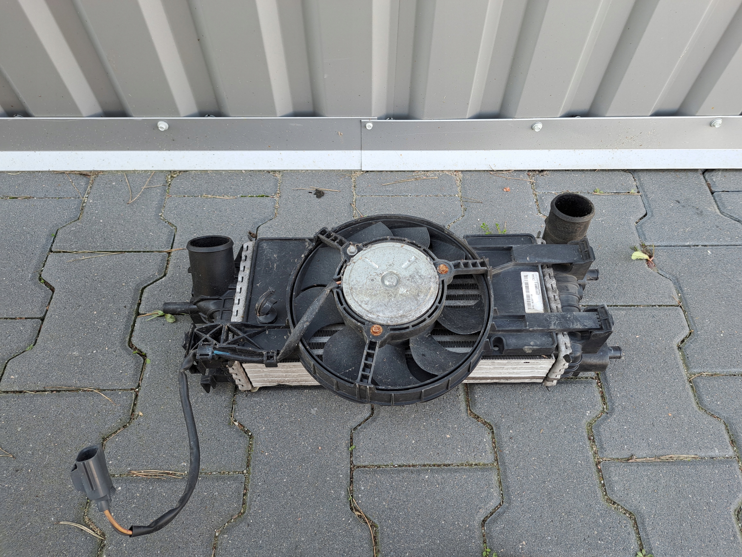 FORD FOCUS MK3 1.0 ECOBOOST INTERCOOLER WENTYLATOR BV61-8C607-SB