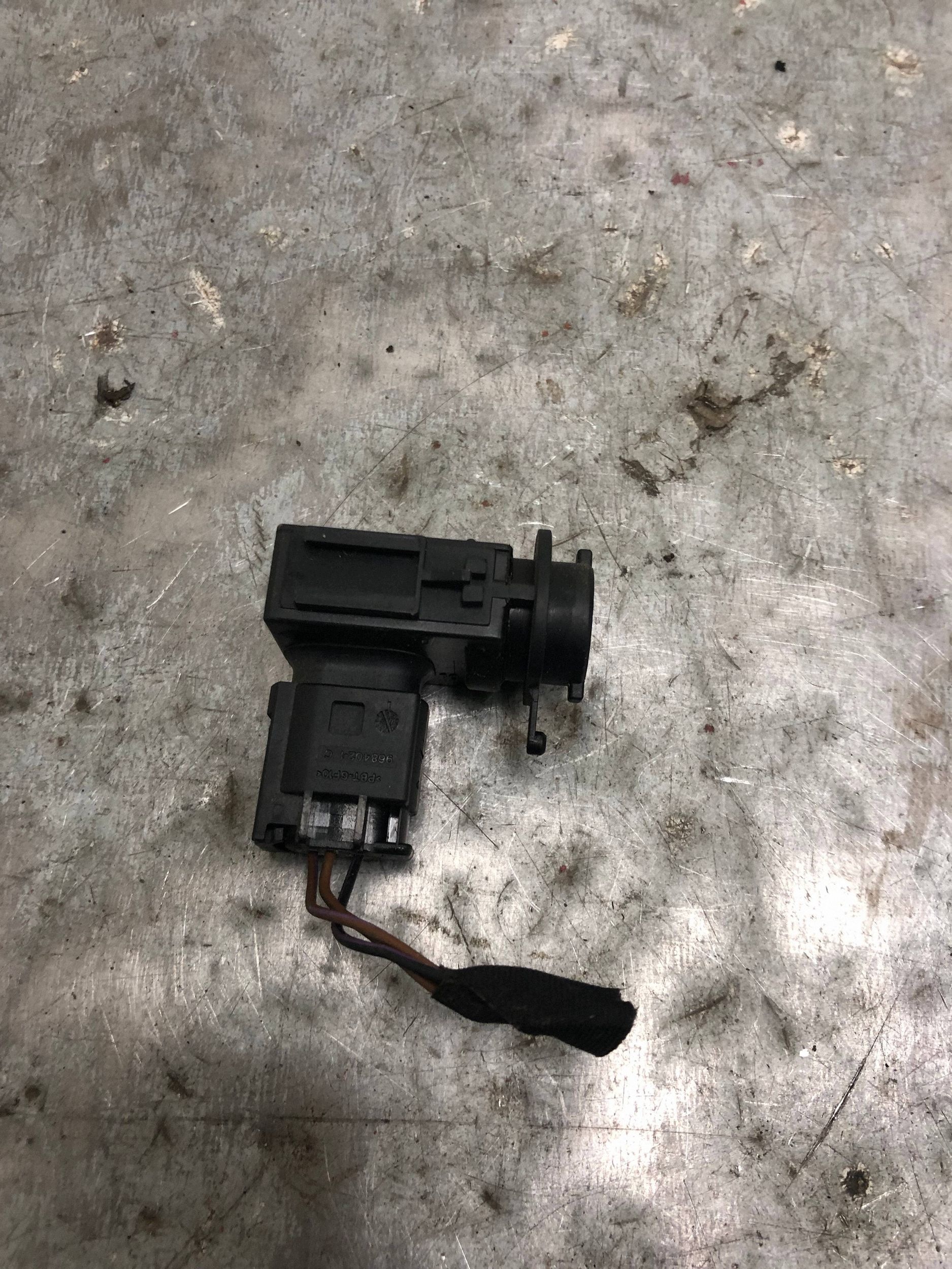 sensor JAKOSCI air AUDI A3 8P LIFT 4B0907659A