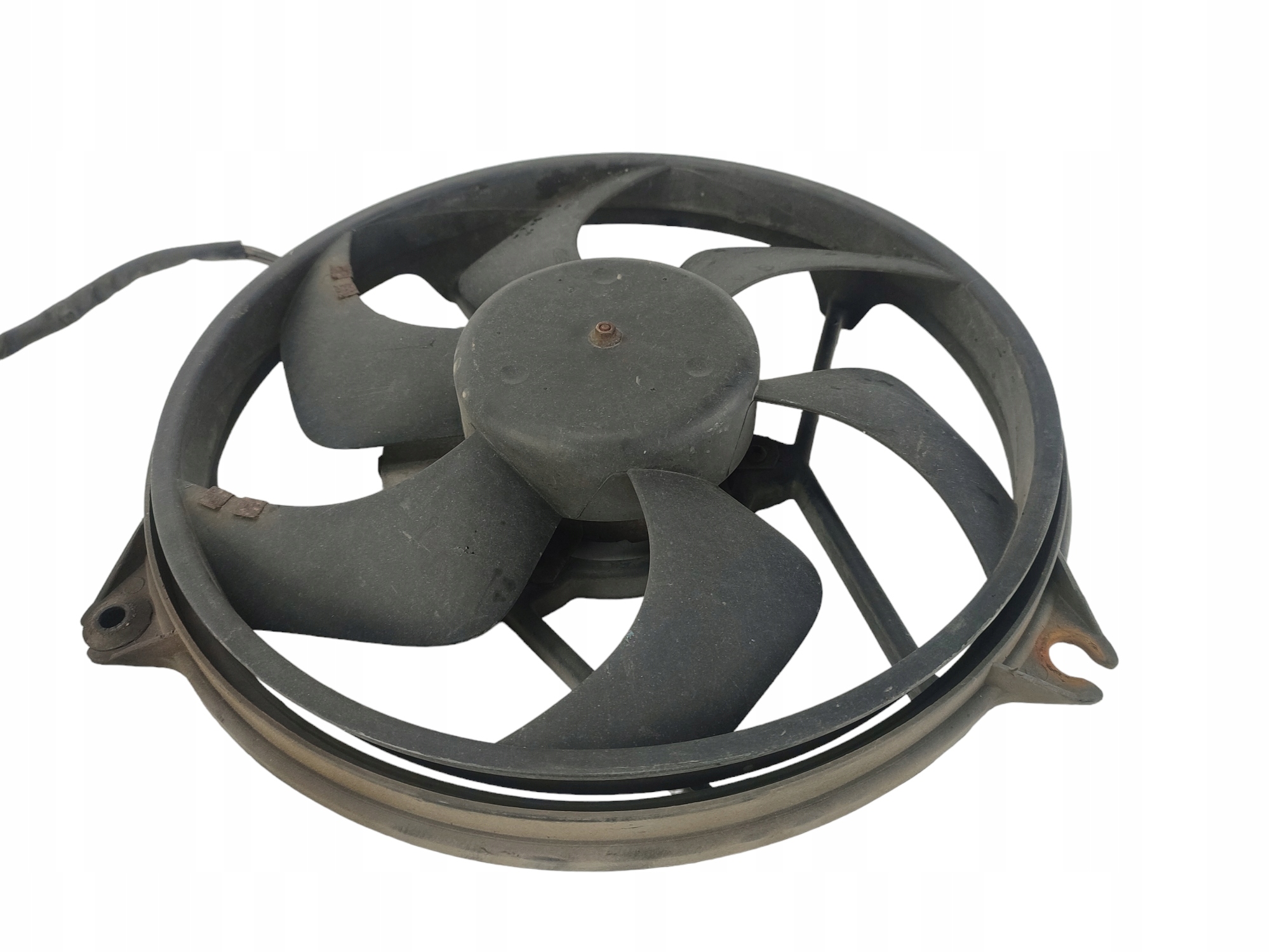 WENTYLATOR MODUŁ CHŁODNICY PEUGEOT 407 1.6 HDI Typ samochodu Samochody osobowe