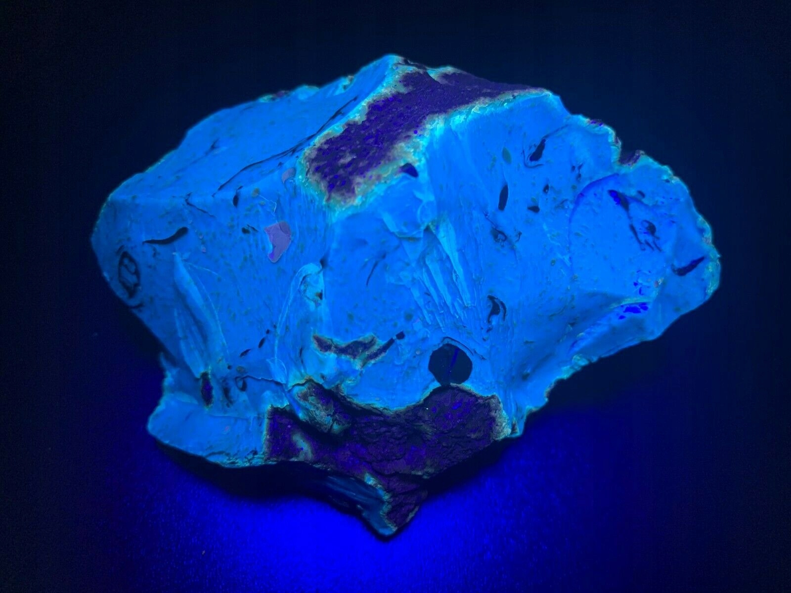 TESTER UV 51LED PowAir- ZNAJDŹ BURSZTYNY + Okulary chroniące wzrok Model UV 51LED