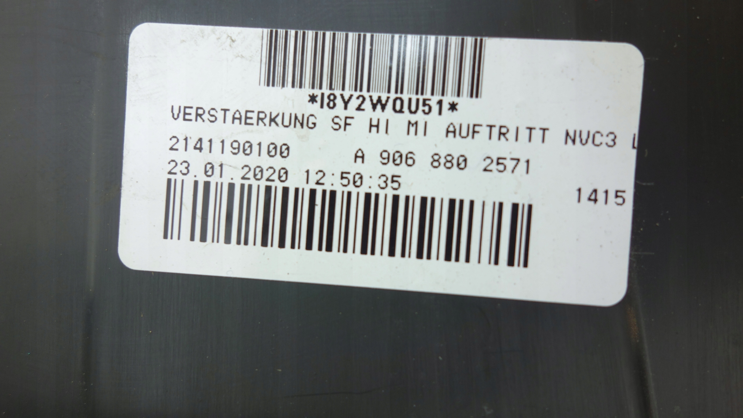 MERCEDES SPRINTER W906 Support Support plaque STOPNIA Pare choc Arrière A9068802471
