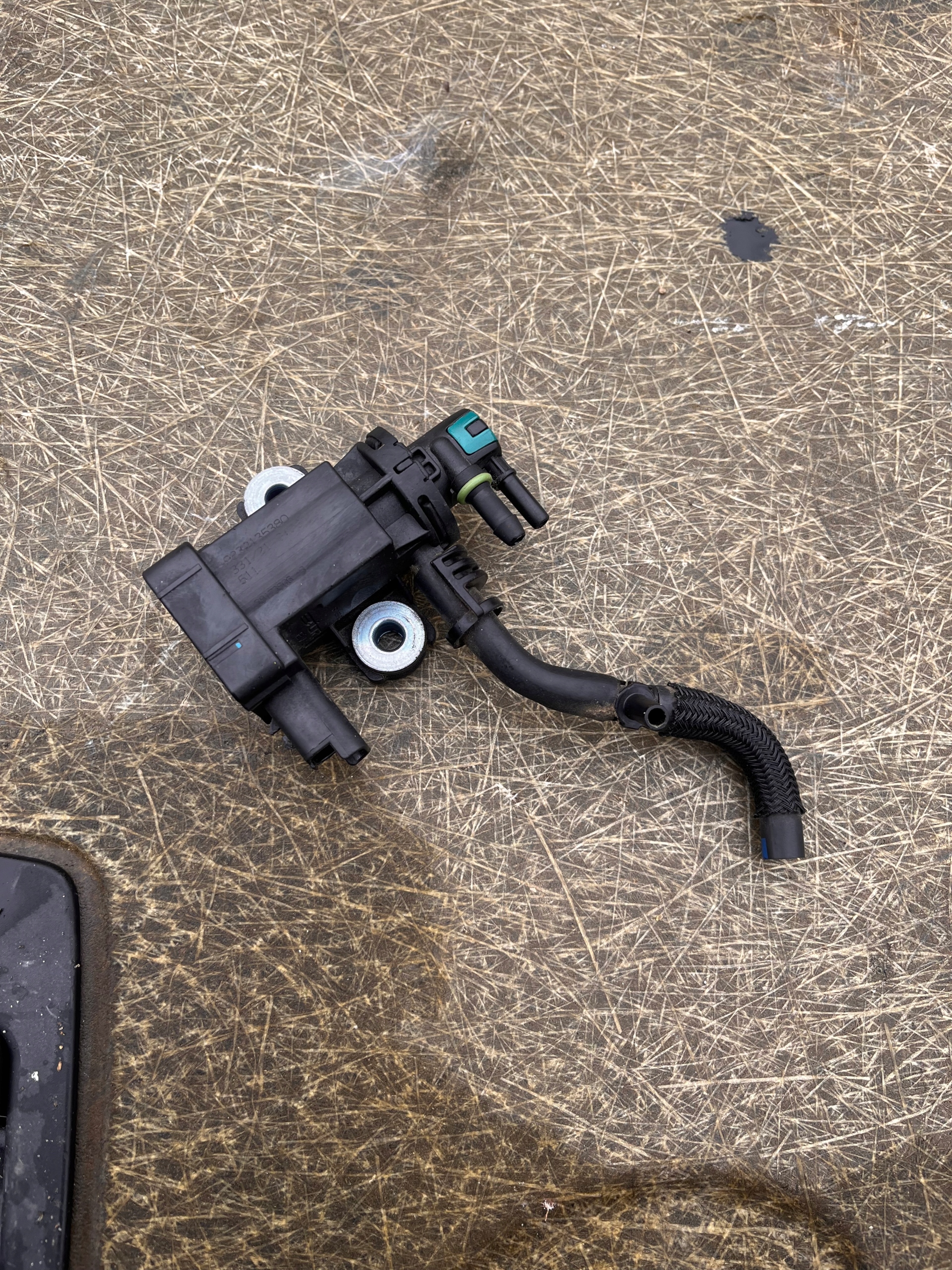 ZAWÓR TURBOSPRĘŻARKI CITROEN C4 1,6 -2-0 ORG PSA