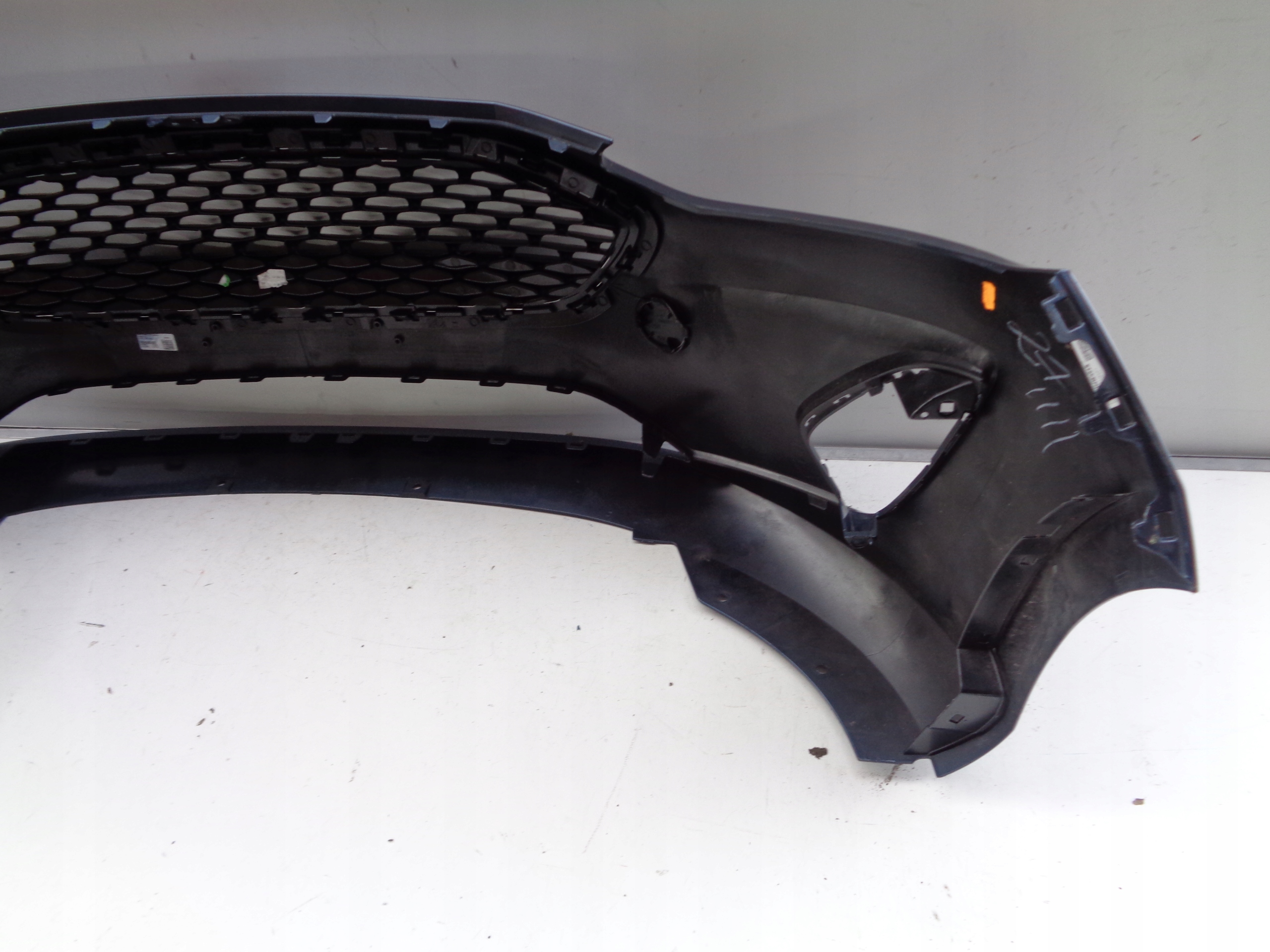 front bumper FORD FIESTA MK8 17- NR 26568
