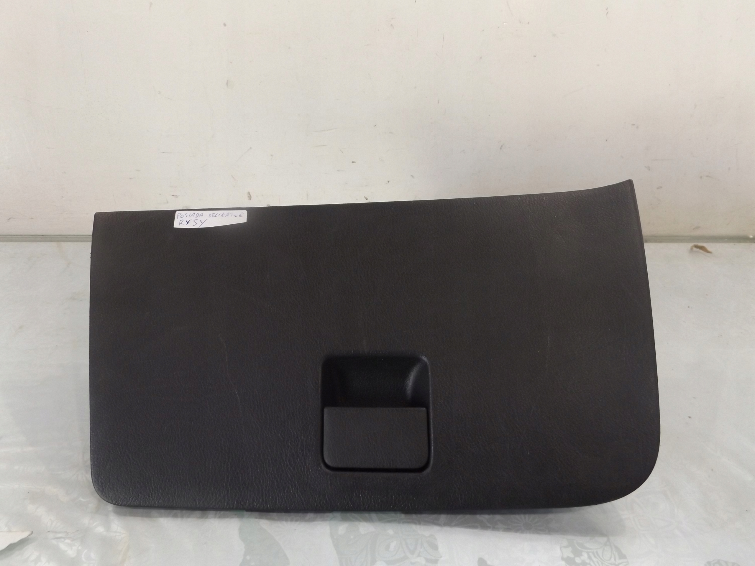 Aveo T250 бардачок пассажира