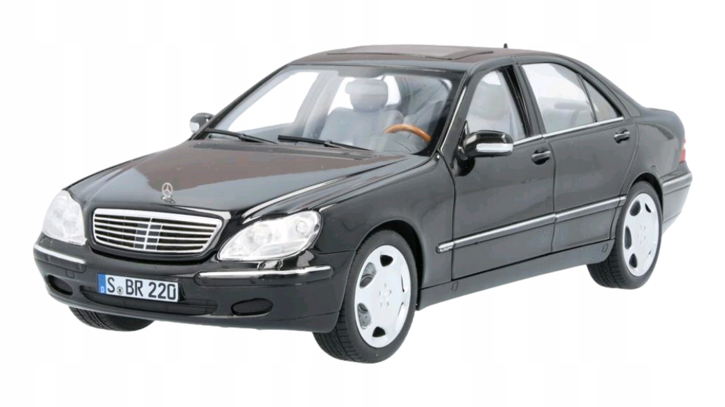 Mercedes S-klasa V222 Long Model auta 1:18 Oe