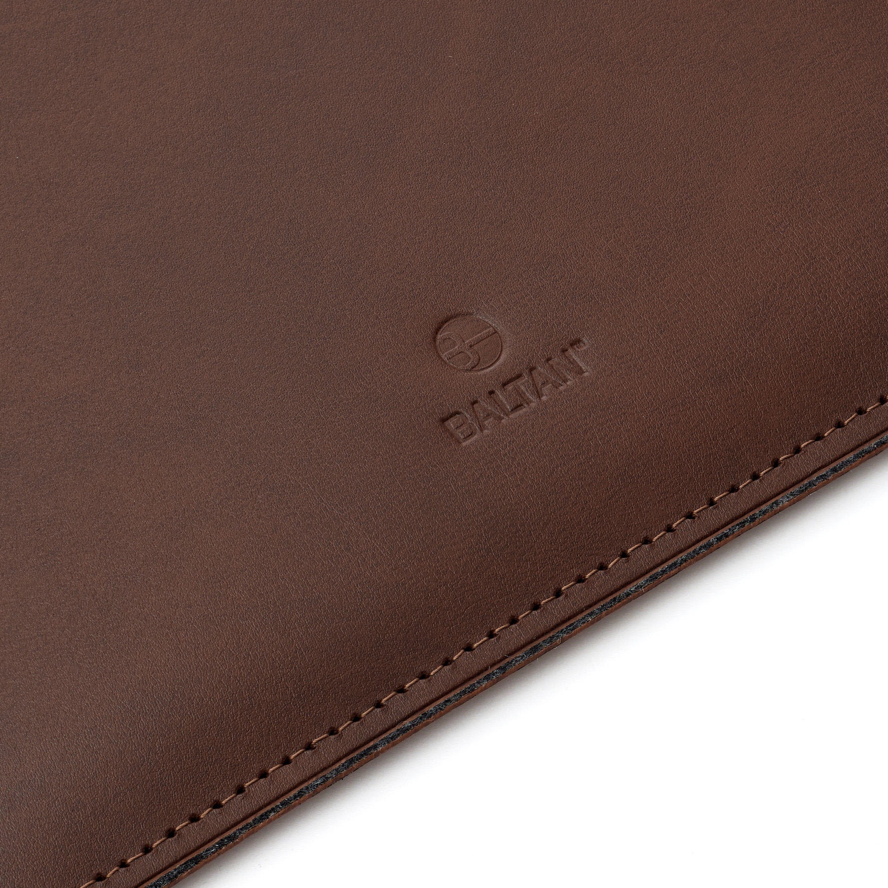 BALTAN Etui skórzane Razor do MacBooka Air 13" M4 czarne — 5