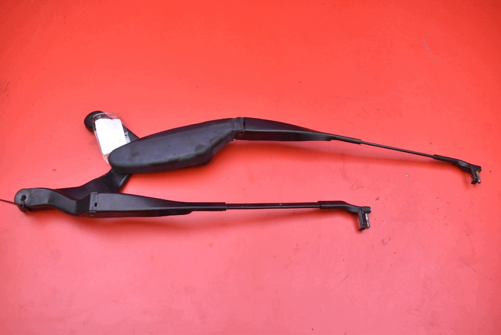 wiper arm front EU A2118200444 MERCEDES CLS C219 04-10