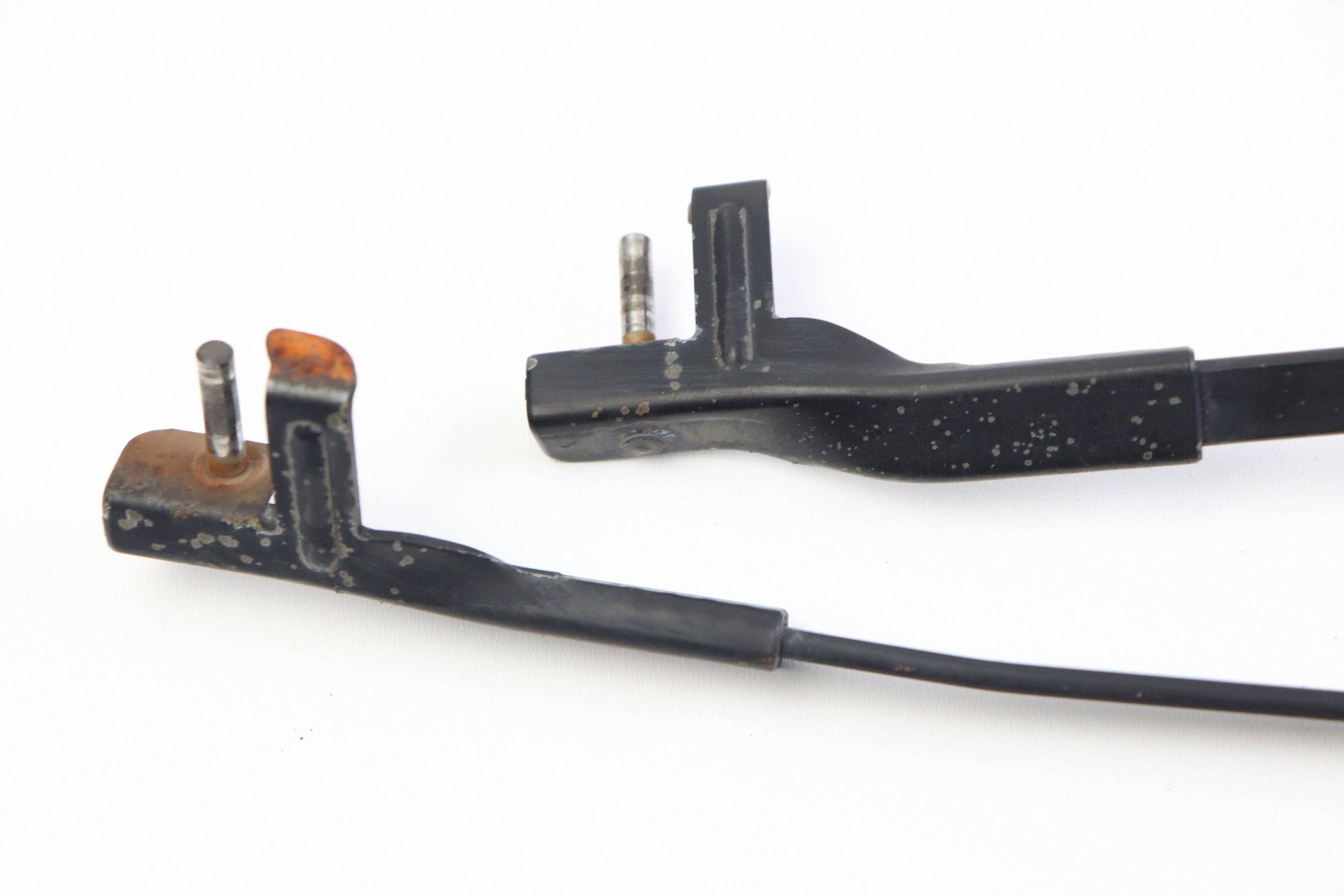VW PASSAT B5 FL wiper arms left right AERO 3B1955409C 3B1955410C