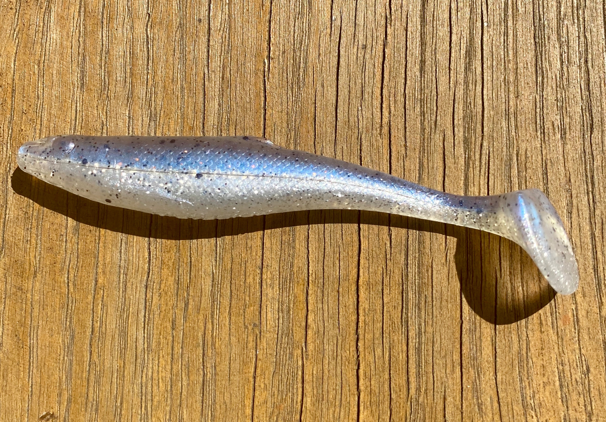 

Gumy Realistic Shad Matusiak Kiełb 9cm nr 010 Nowy