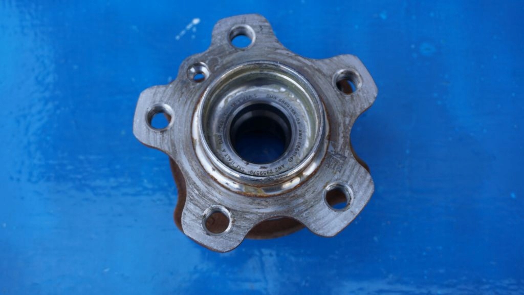 BMW 3 G20 G21 - LOZYSKO perno mozzo posteriore