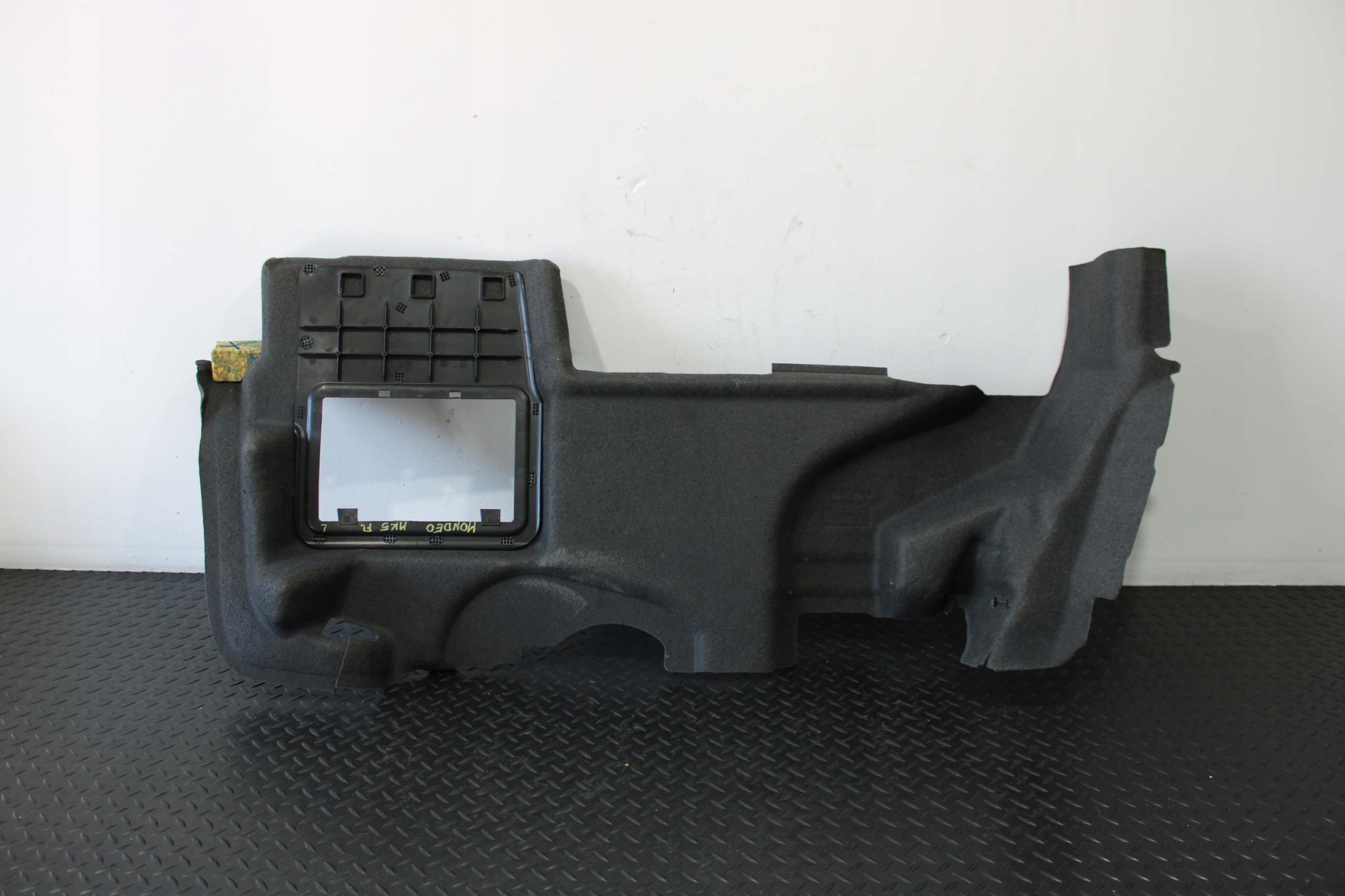 boot upholstery left FORD MONDEO MK5 sedan LIFT