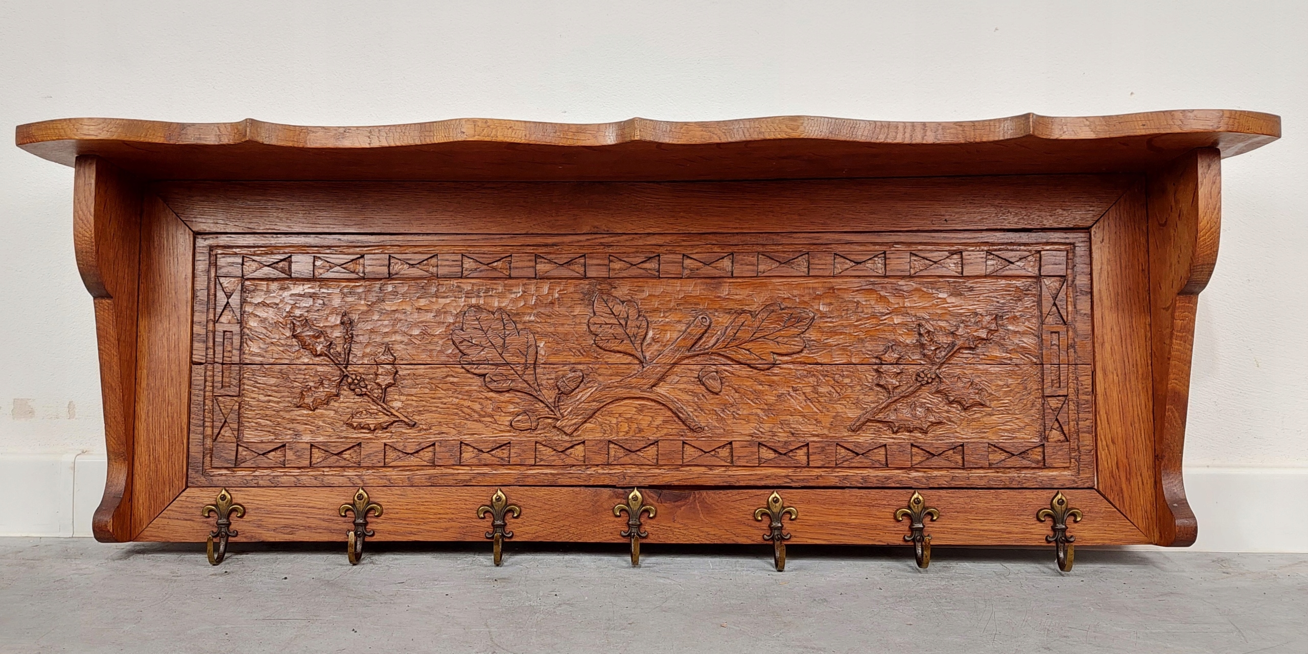 STYLOWY DĘBOWY WIESZAK RUSTYKALNY ŚCIENNY WISZĄCY RZEŹBIONY PÓŁKA 33