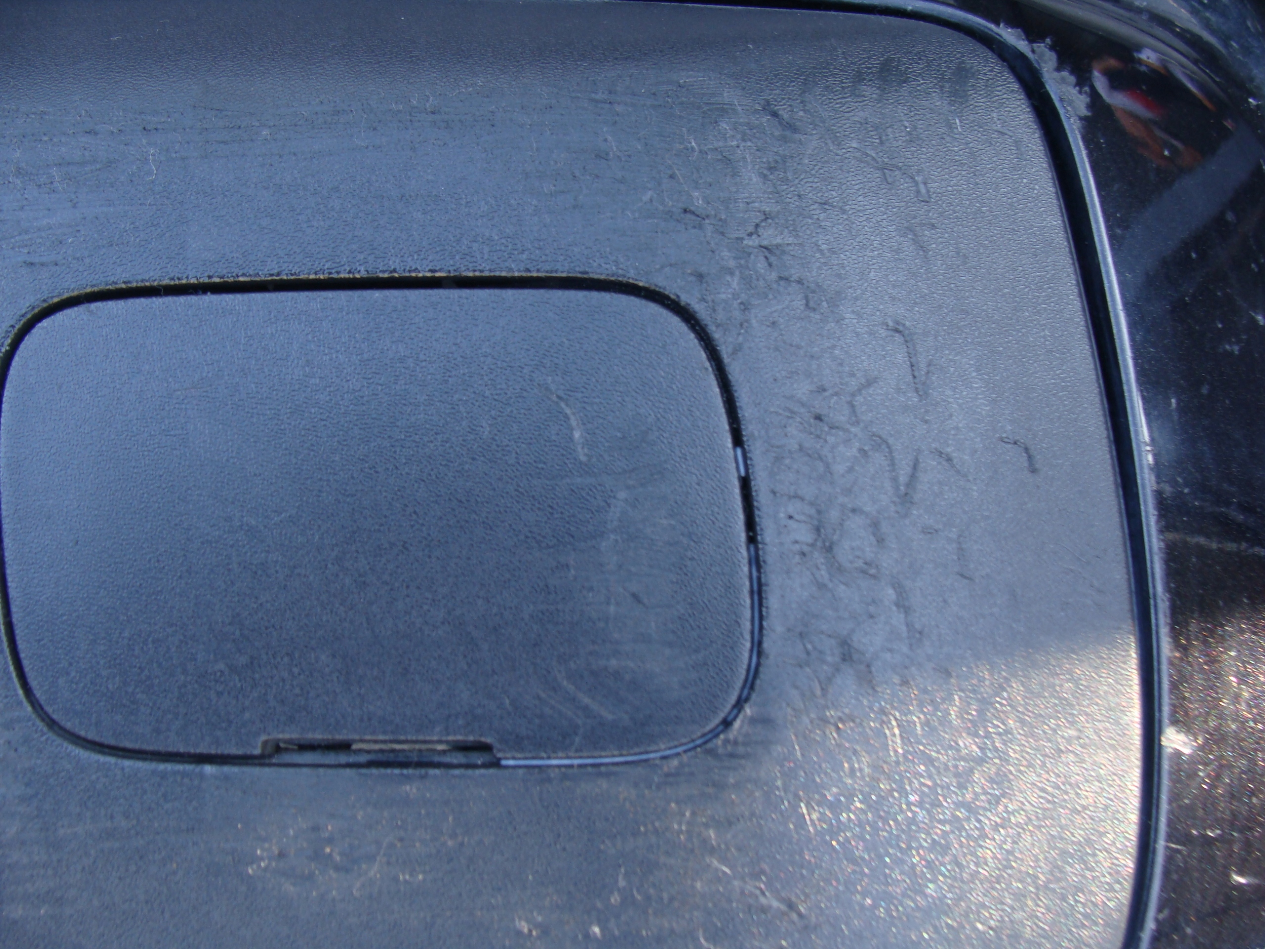 C06ea619405fba2124db10a5a790