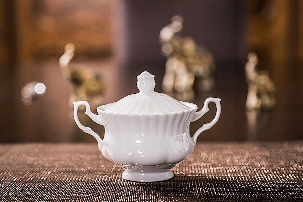 CHODZIEŻ IWONA BIAŁA CUKIERNICA Z MLECZNIKIEM Marka inna