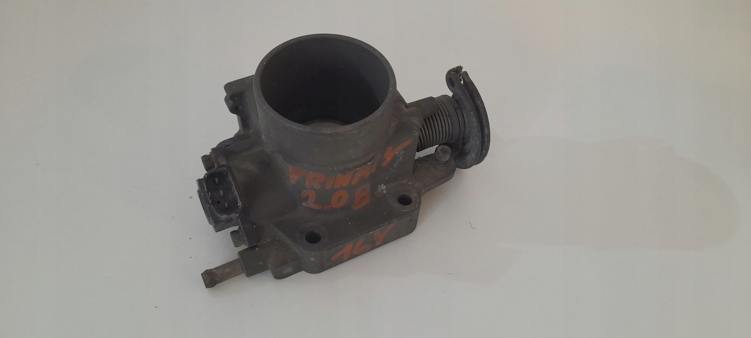 ДРОССЕЛЬНАЯ ЗАСЛОНКА mazda PREMACY 1.8 2.0 16V