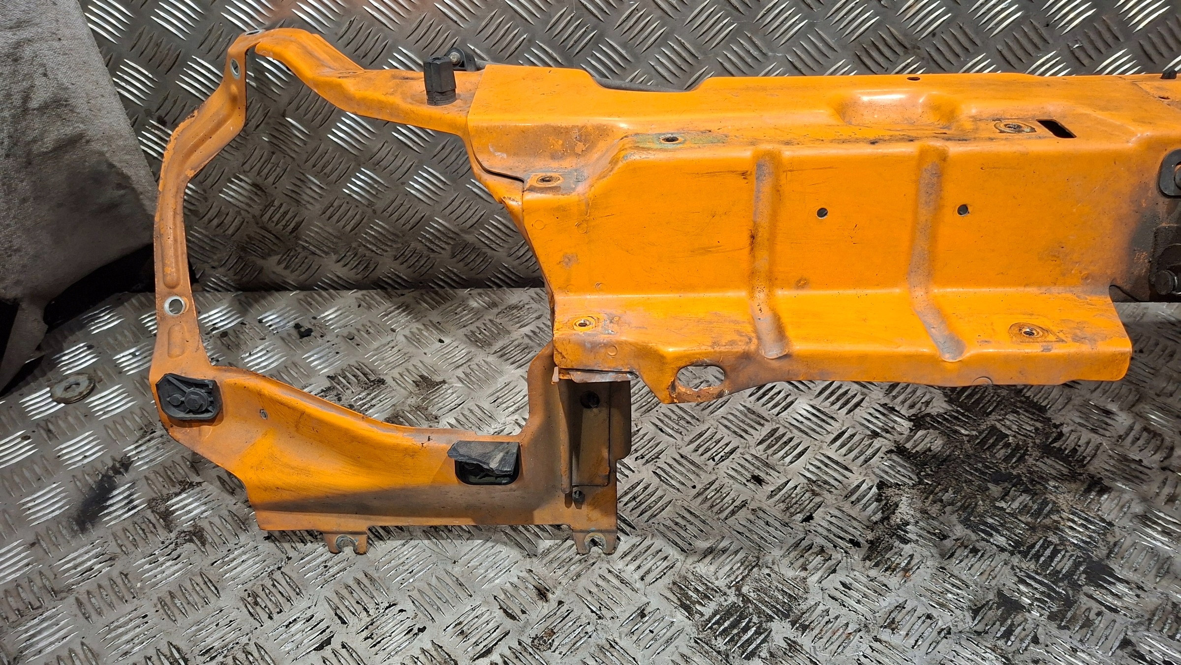 support panel for radiators pillar FIAT DOBLO and FL 1.9JTD