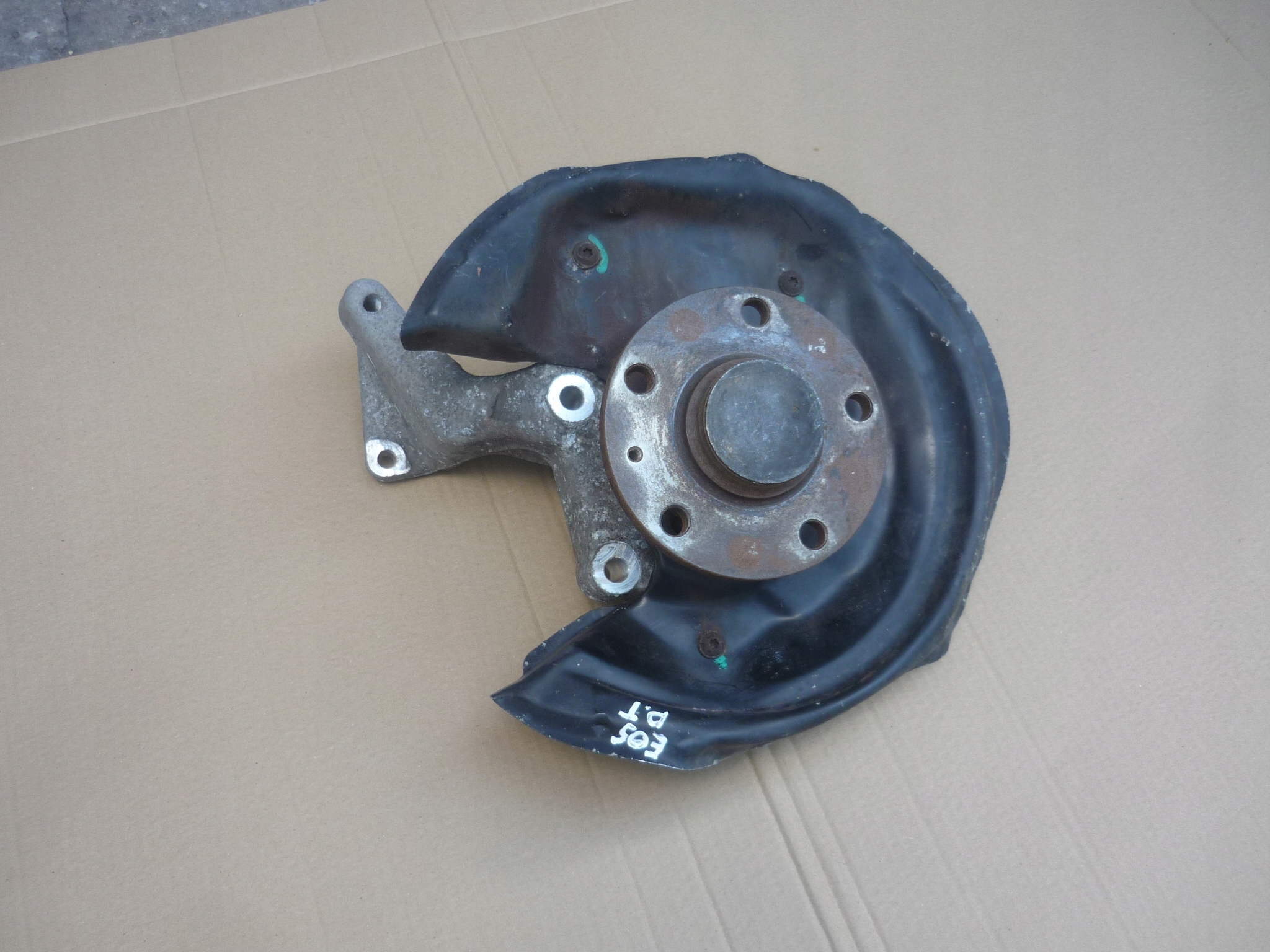 ЦАПФА СТУПИЦЯ ПРАВИЙ TYLc0505436f ЕОС PASSAT B6 B7 ЦЦ СПРАВНА