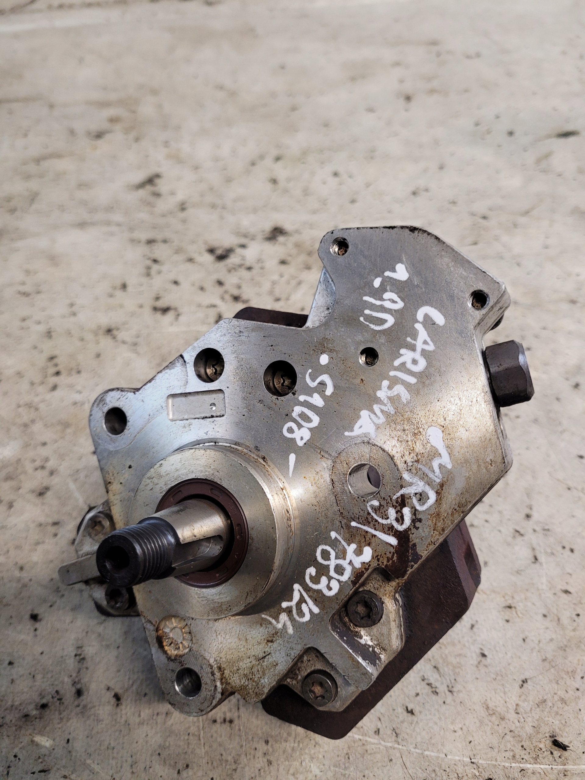 Einspritzpumpe OE 8200108225 MITSUBISHI CARISMA 1.9DI-D