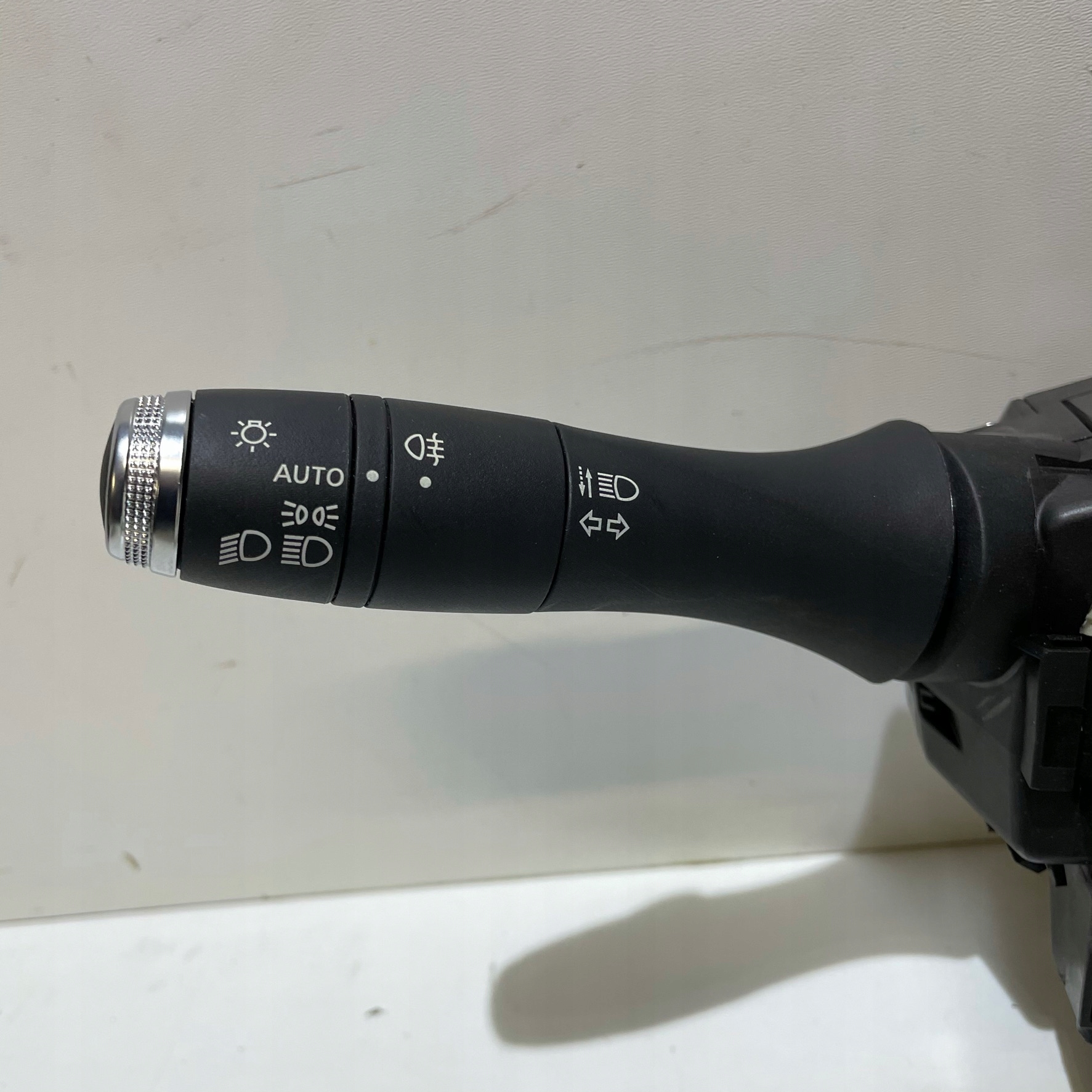 RENAULT CLIO V RING LEVERS 255549585R