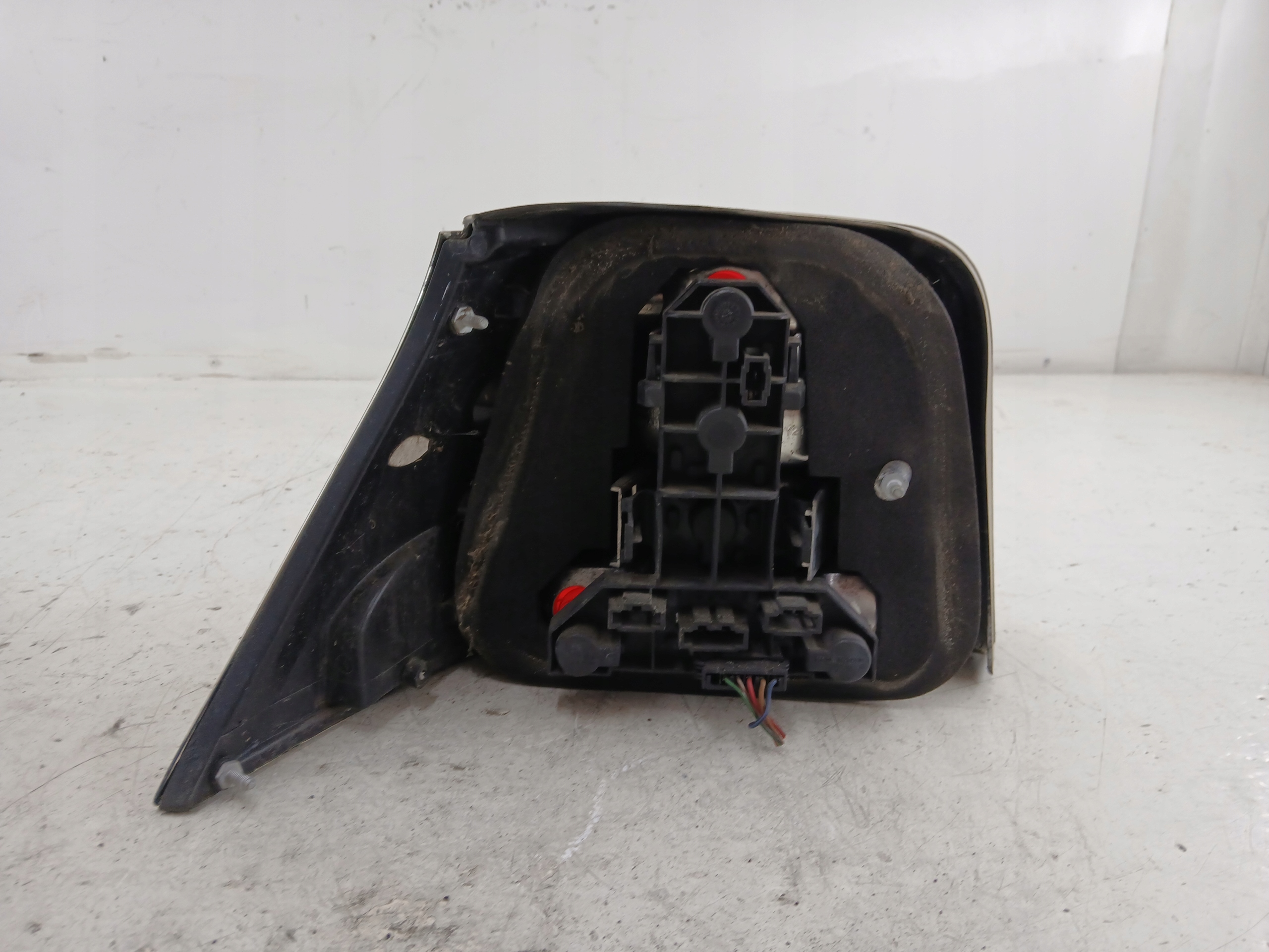 VW GOLF IV HB light right rear part TUNING LEXUS SONAR