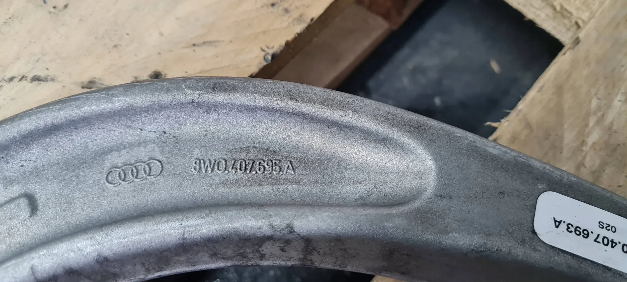 S5 8W LIFT A5 arm left front 8W0407693A A4 B9 8W S4